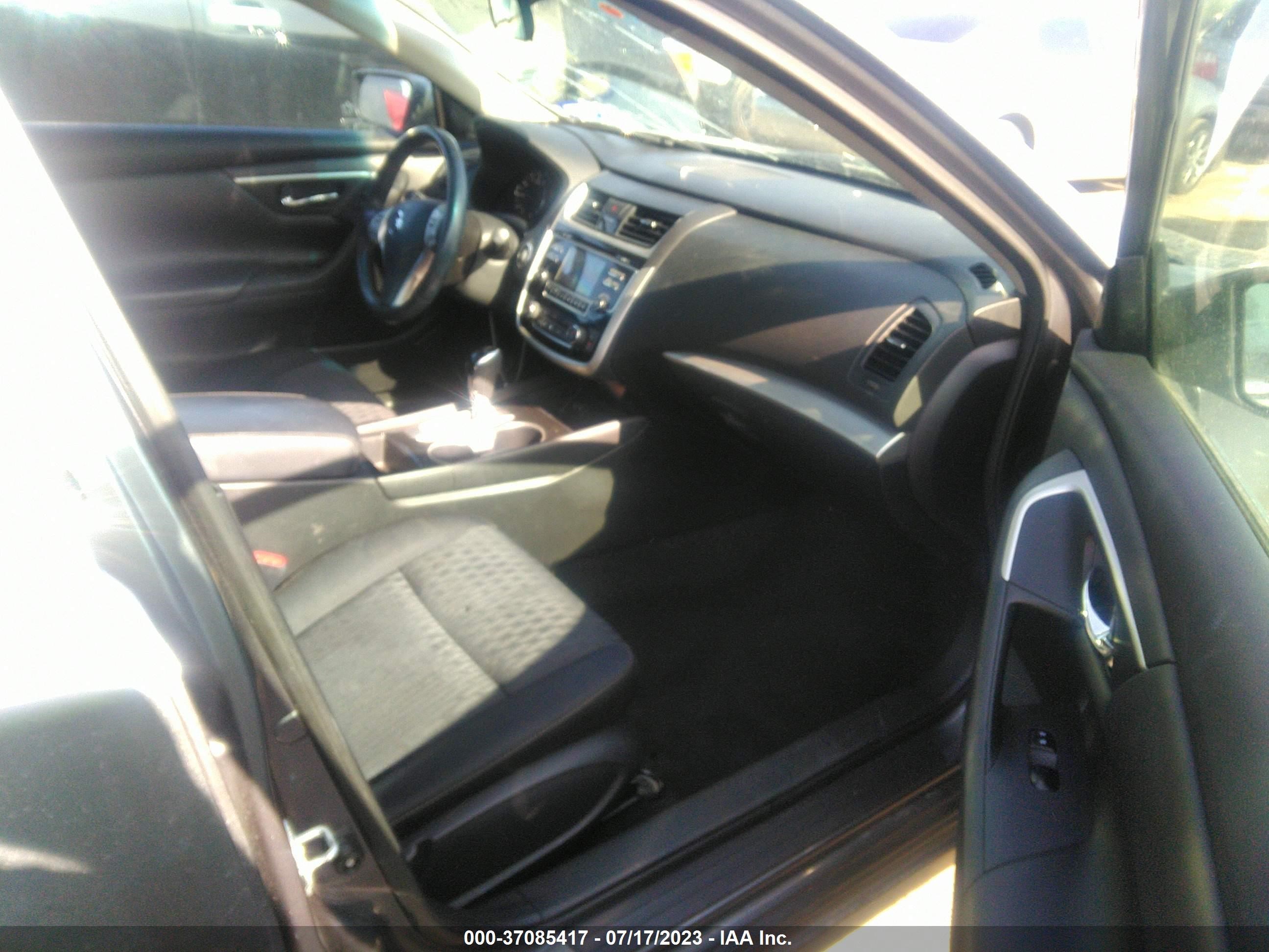 Photo 4 VIN: 1N4AL3AP3JC189743 - NISSAN ALTIMA 