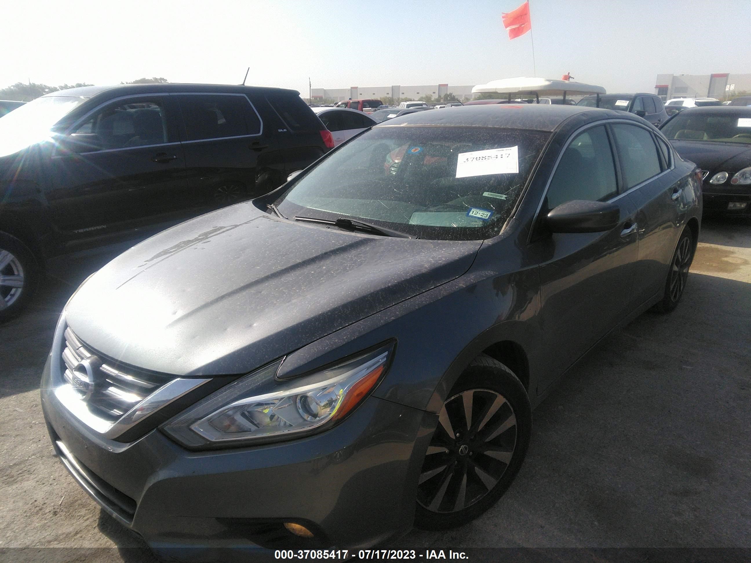 Photo 5 VIN: 1N4AL3AP3JC189743 - NISSAN ALTIMA 