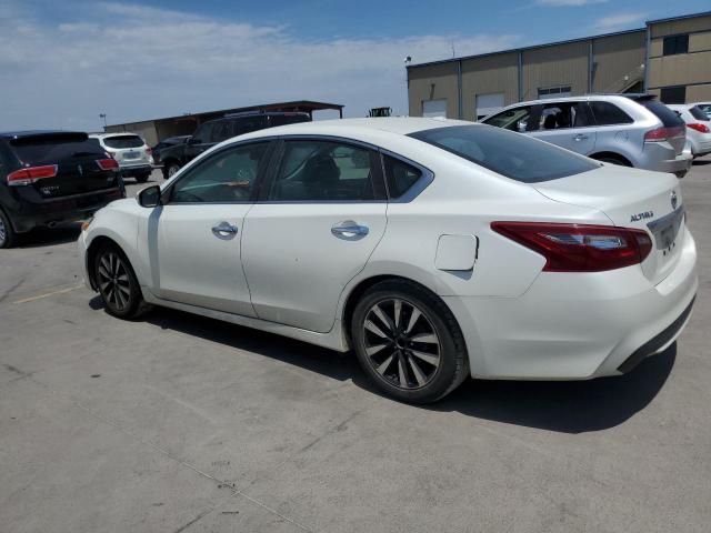 Photo 1 VIN: 1N4AL3AP3JC213197 - NISSAN ALTIMA 