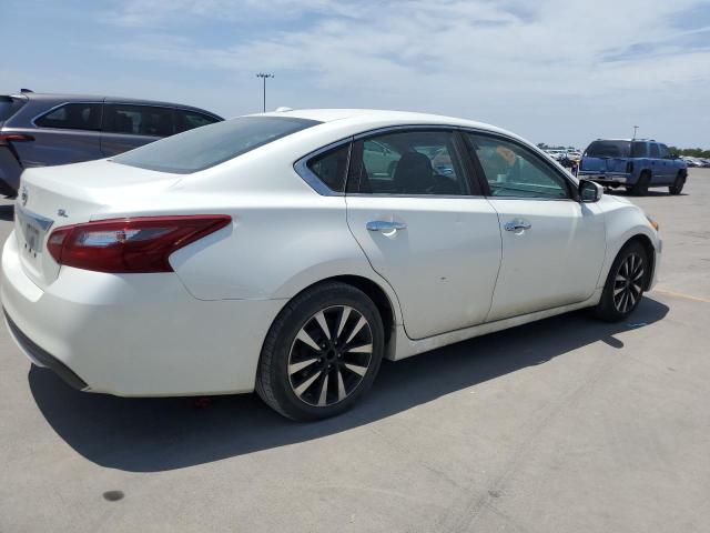 Photo 2 VIN: 1N4AL3AP3JC213197 - NISSAN ALTIMA 