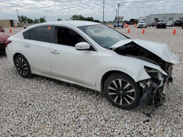 Photo 3 VIN: 1N4AL3AP3JC239475 - NISSAN ALTIMA 