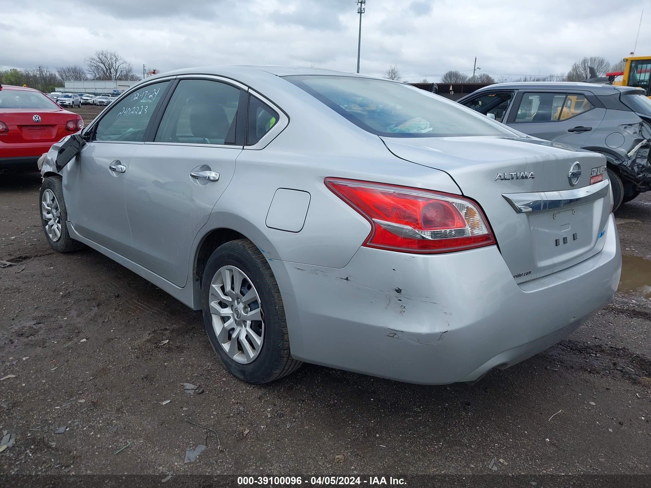 Photo 2 VIN: 1N4AL3AP4DC247735 - NISSAN ALTIMA 