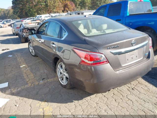 Photo 2 VIN: 1N4AL3AP4DC282310 - NISSAN ALTIMA 