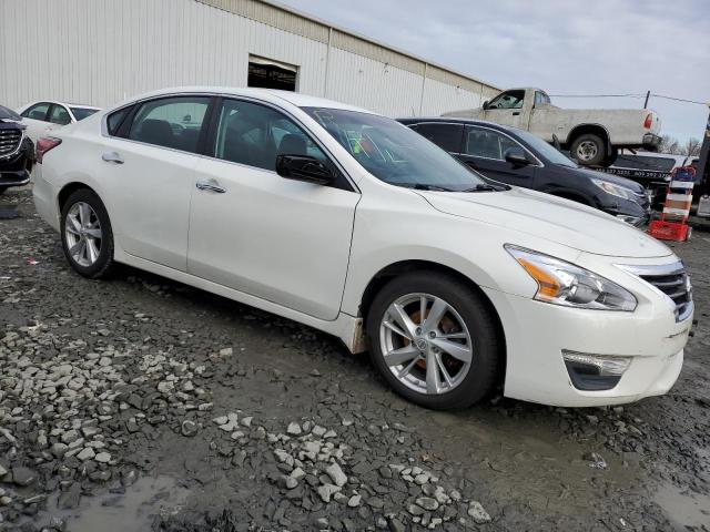 Photo 3 VIN: 1N4AL3AP4EC142744 - NISSAN ALTIMA 