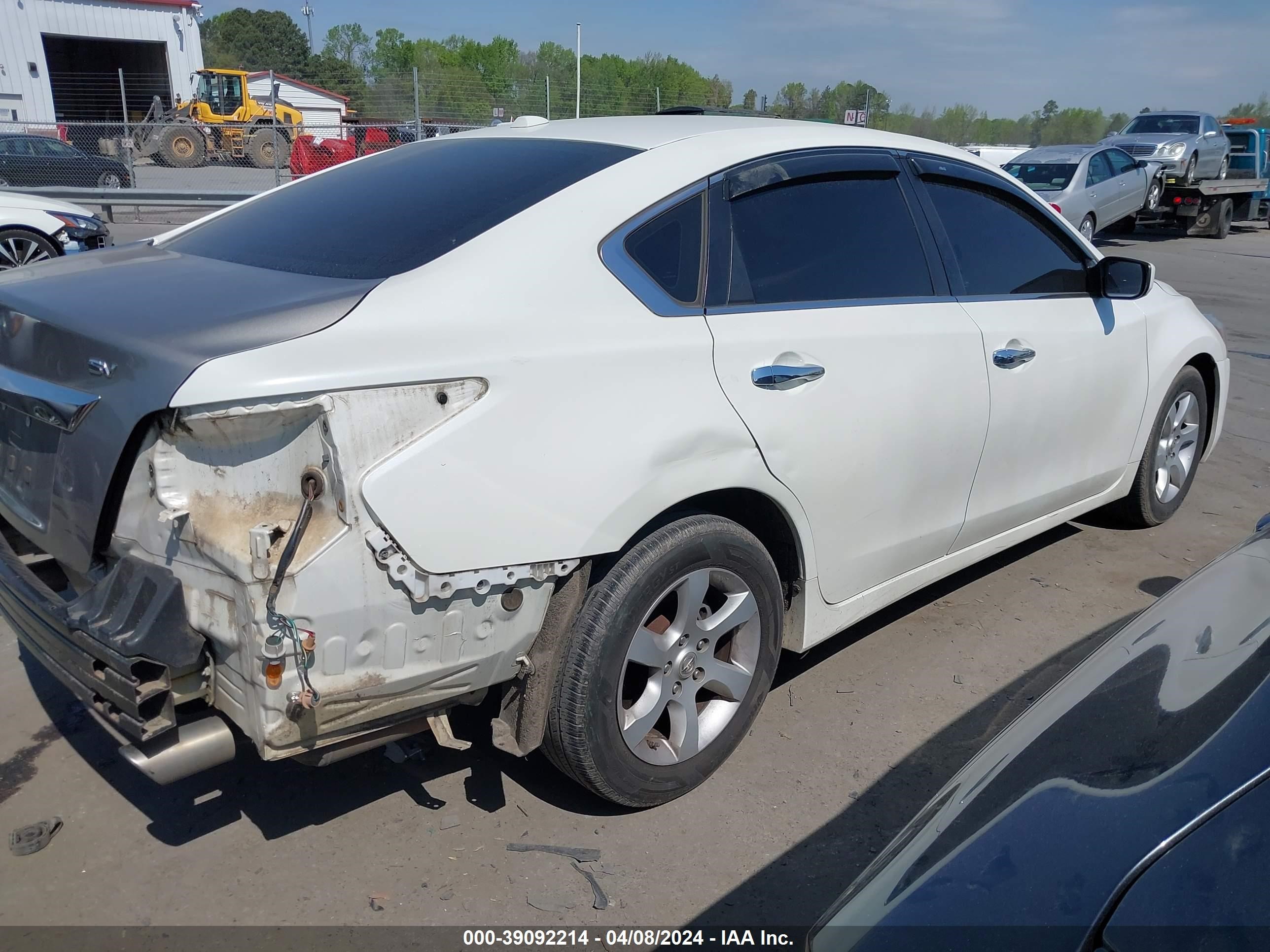 Photo 3 VIN: 1N4AL3AP4EC420798 - NISSAN ALTIMA 