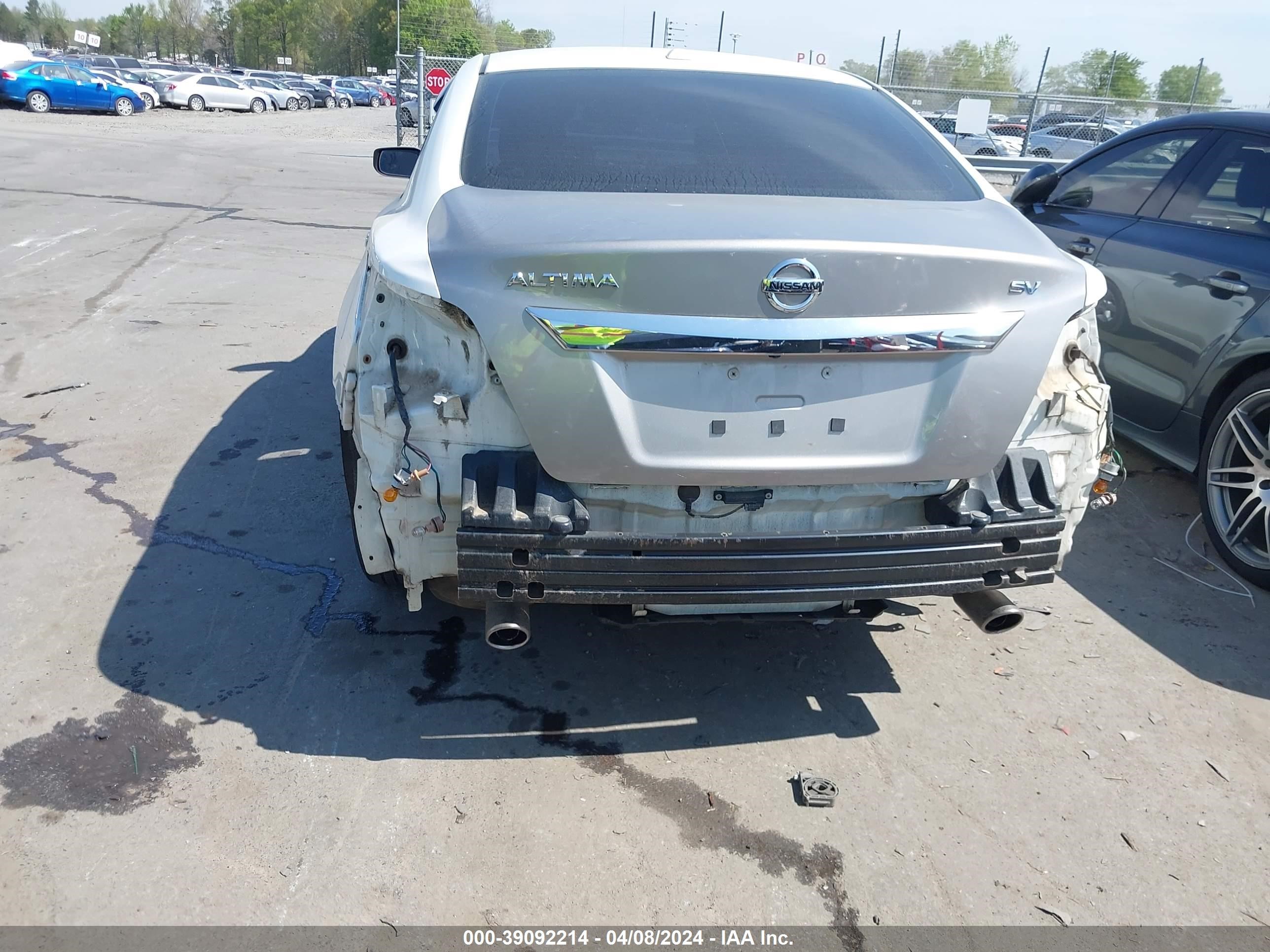 Photo 5 VIN: 1N4AL3AP4EC420798 - NISSAN ALTIMA 