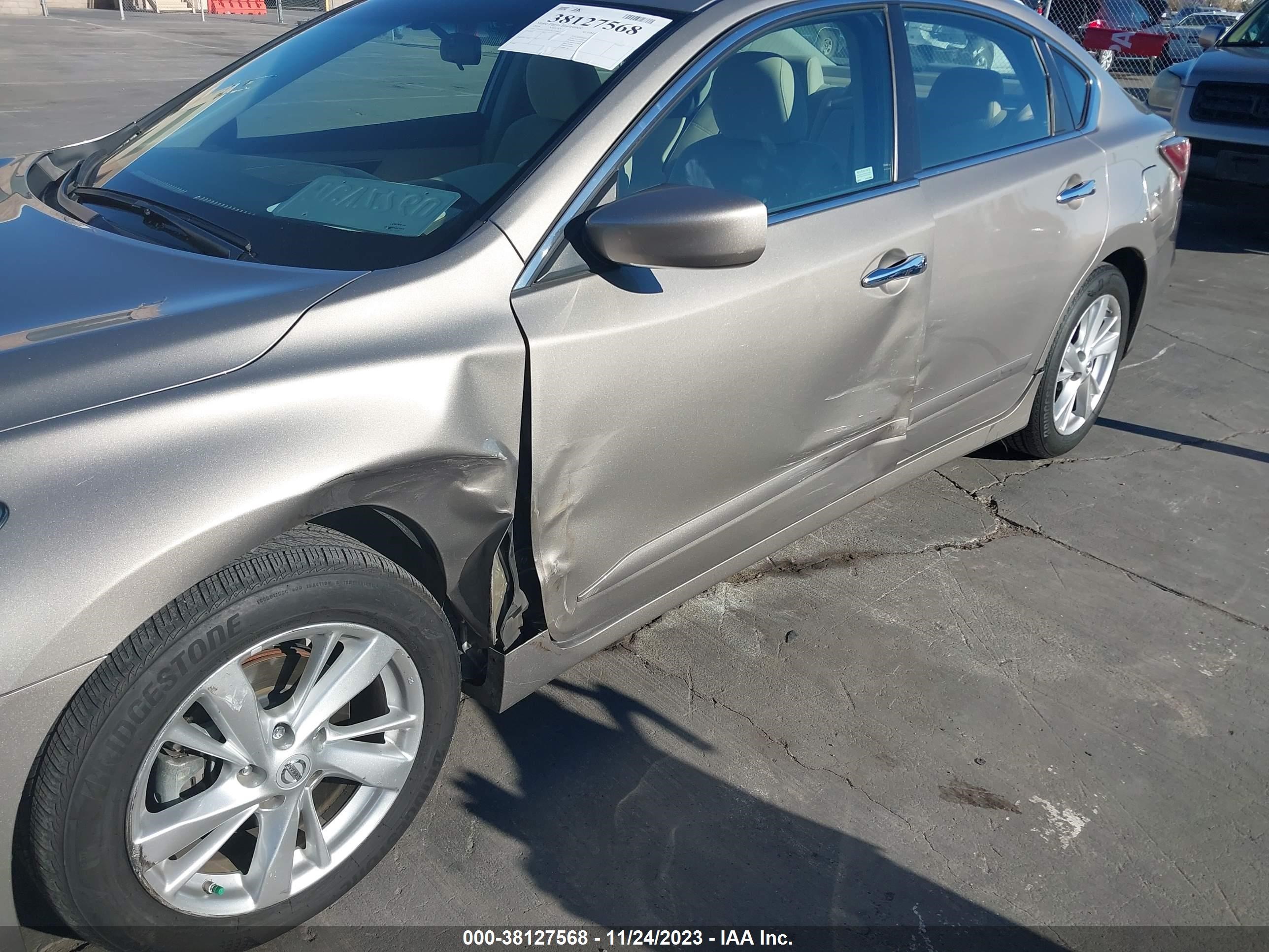 Photo 5 VIN: 1N4AL3AP4EN253086 - NISSAN ALTIMA 