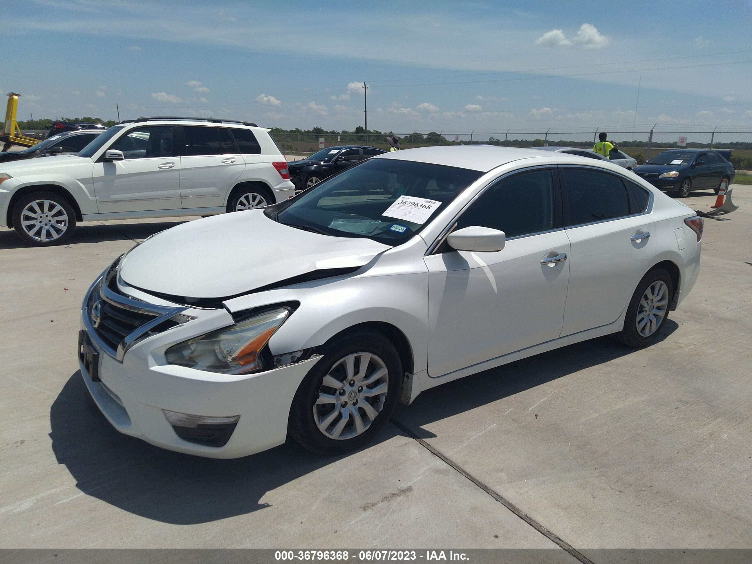 Photo 1 VIN: 1N4AL3AP4FC176975 - NISSAN ALTIMA 