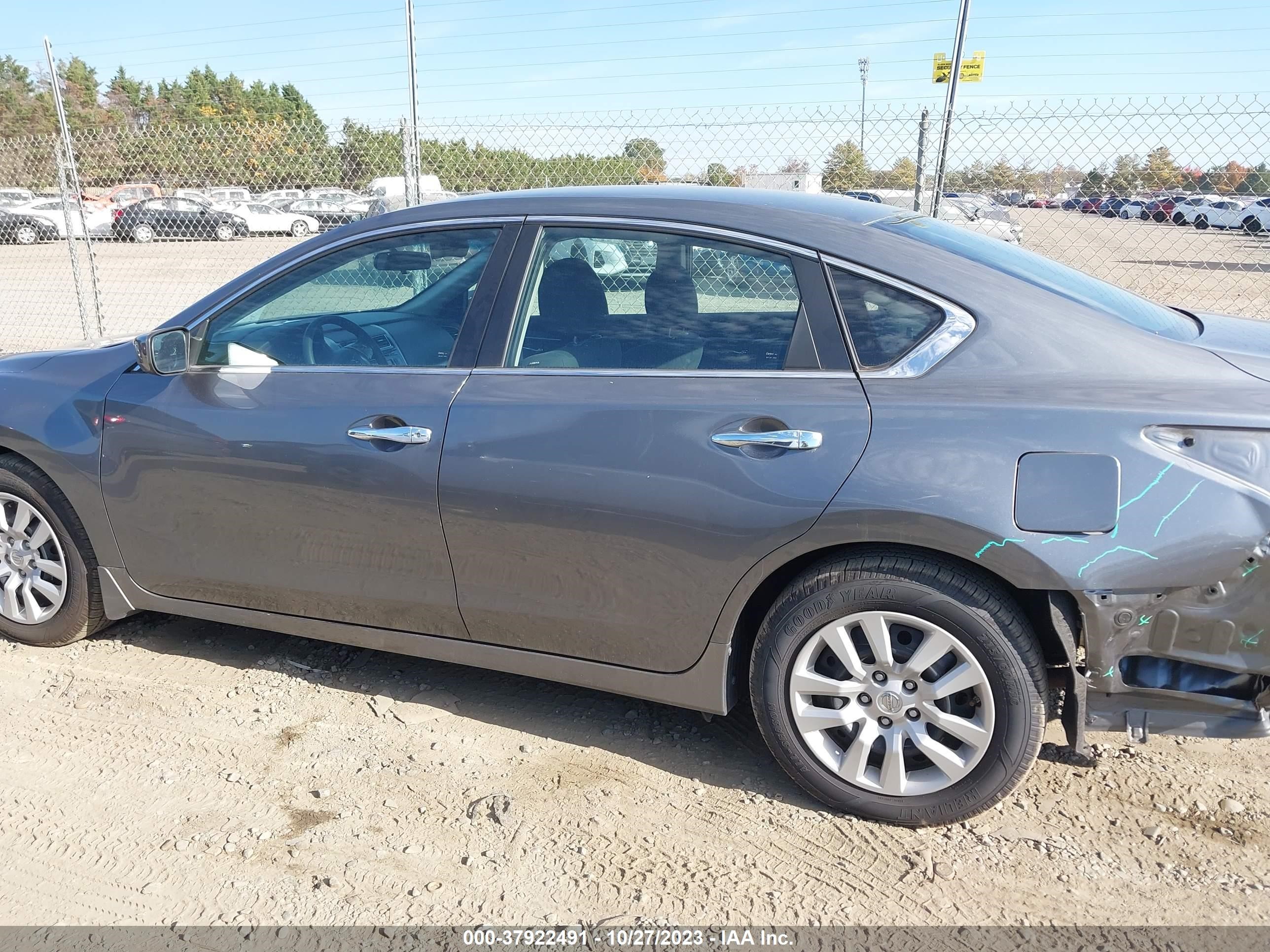 Photo 13 VIN: 1N4AL3AP4FC197566 - NISSAN ALTIMA 