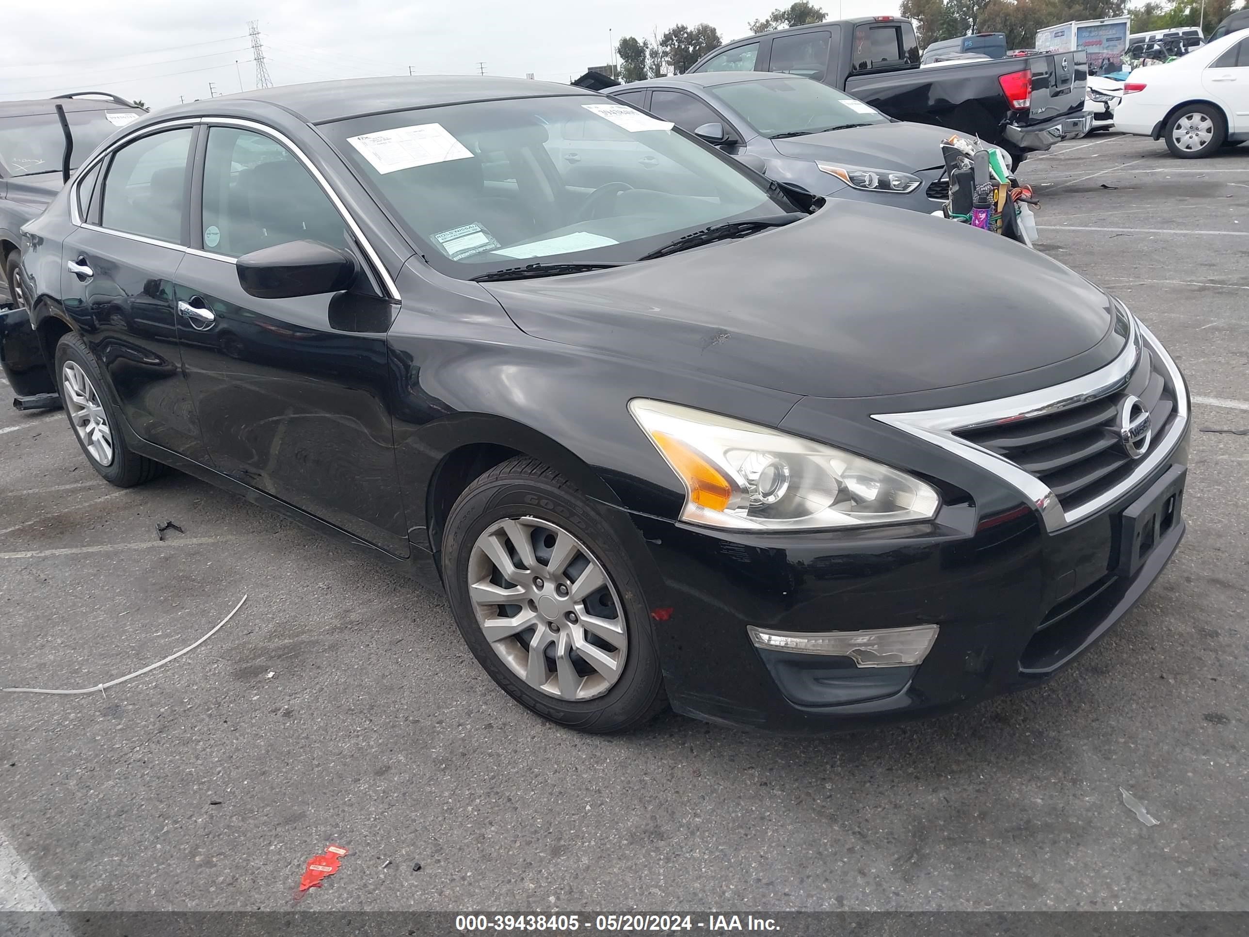 Photo 0 VIN: 1N4AL3AP4FC460865 - NISSAN ALTIMA 