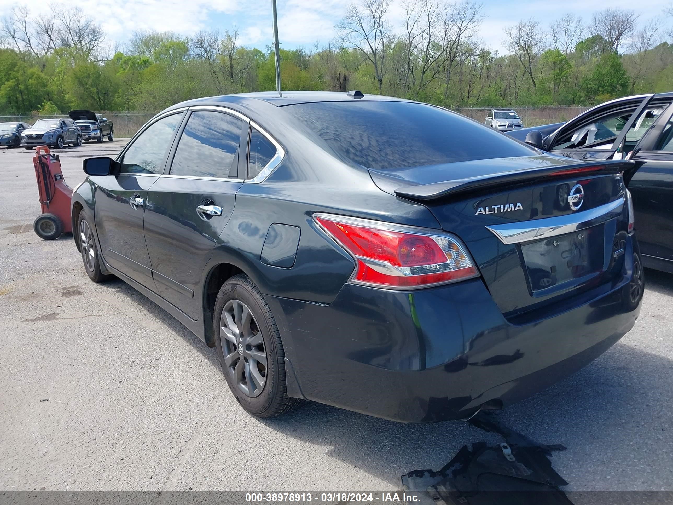 Photo 2 VIN: 1N4AL3AP4FC575045 - NISSAN ALTIMA 