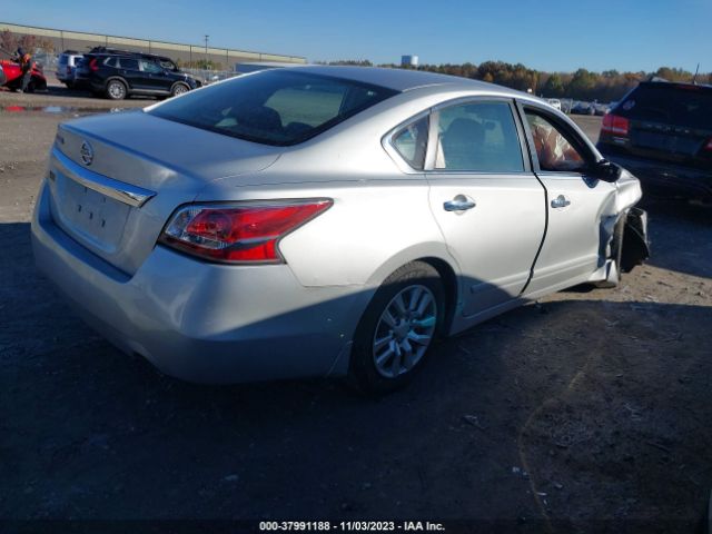 Photo 3 VIN: 1N4AL3AP4FN305849 - NISSAN ALTIMA 