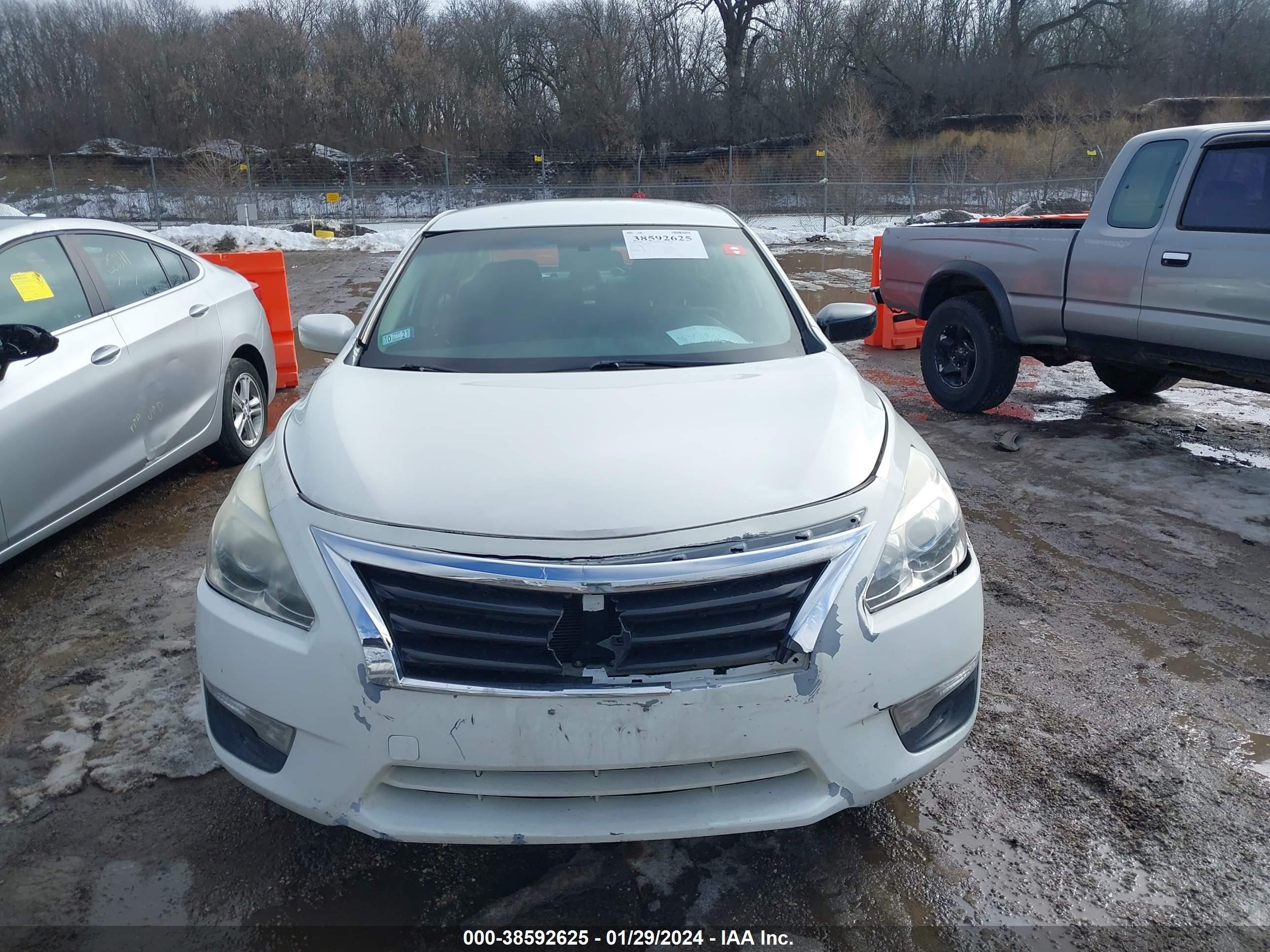 Photo 5 VIN: 1N4AL3AP4FN311456 - NISSAN ALTIMA 