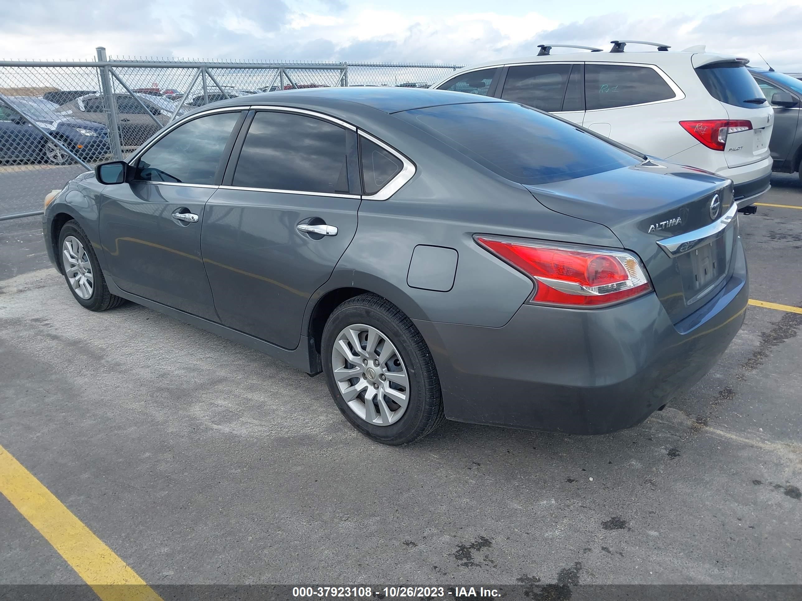 Photo 2 VIN: 1N4AL3AP4FN314647 - NISSAN ALTIMA 