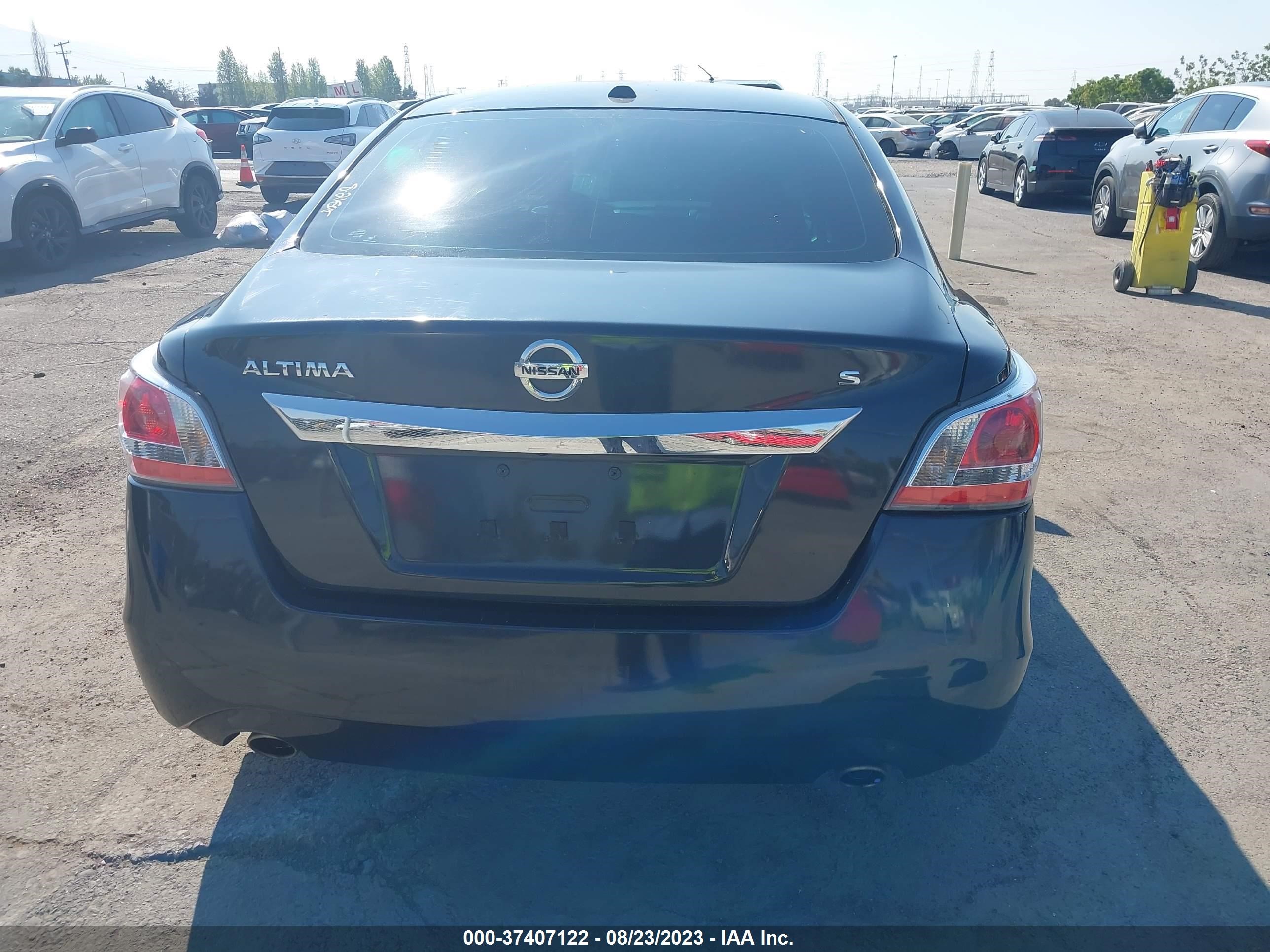 Photo 15 VIN: 1N4AL3AP4FN318584 - NISSAN ALTIMA 