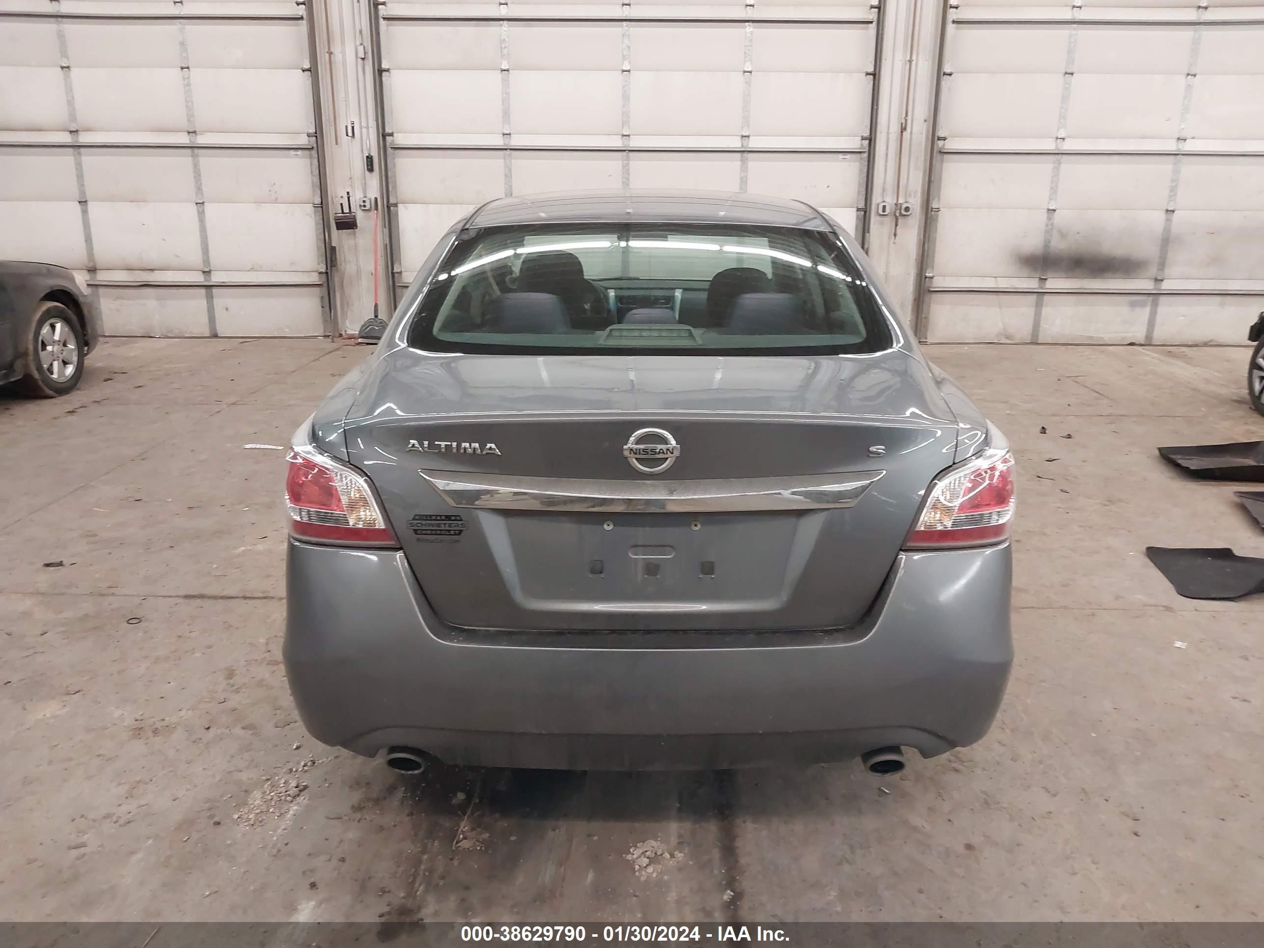 Photo 15 VIN: 1N4AL3AP4FN324031 - NISSAN ALTIMA 