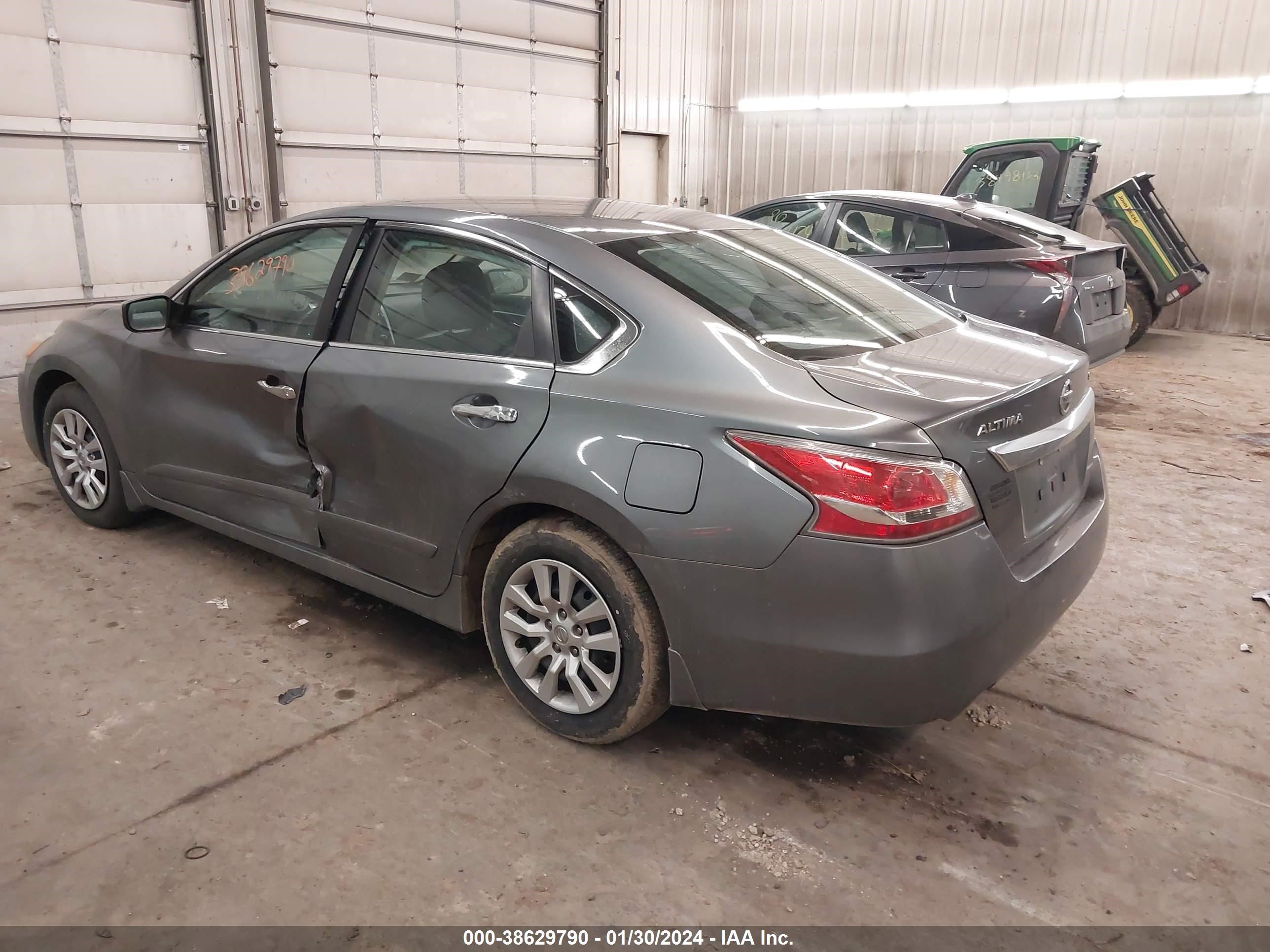 Photo 2 VIN: 1N4AL3AP4FN324031 - NISSAN ALTIMA 