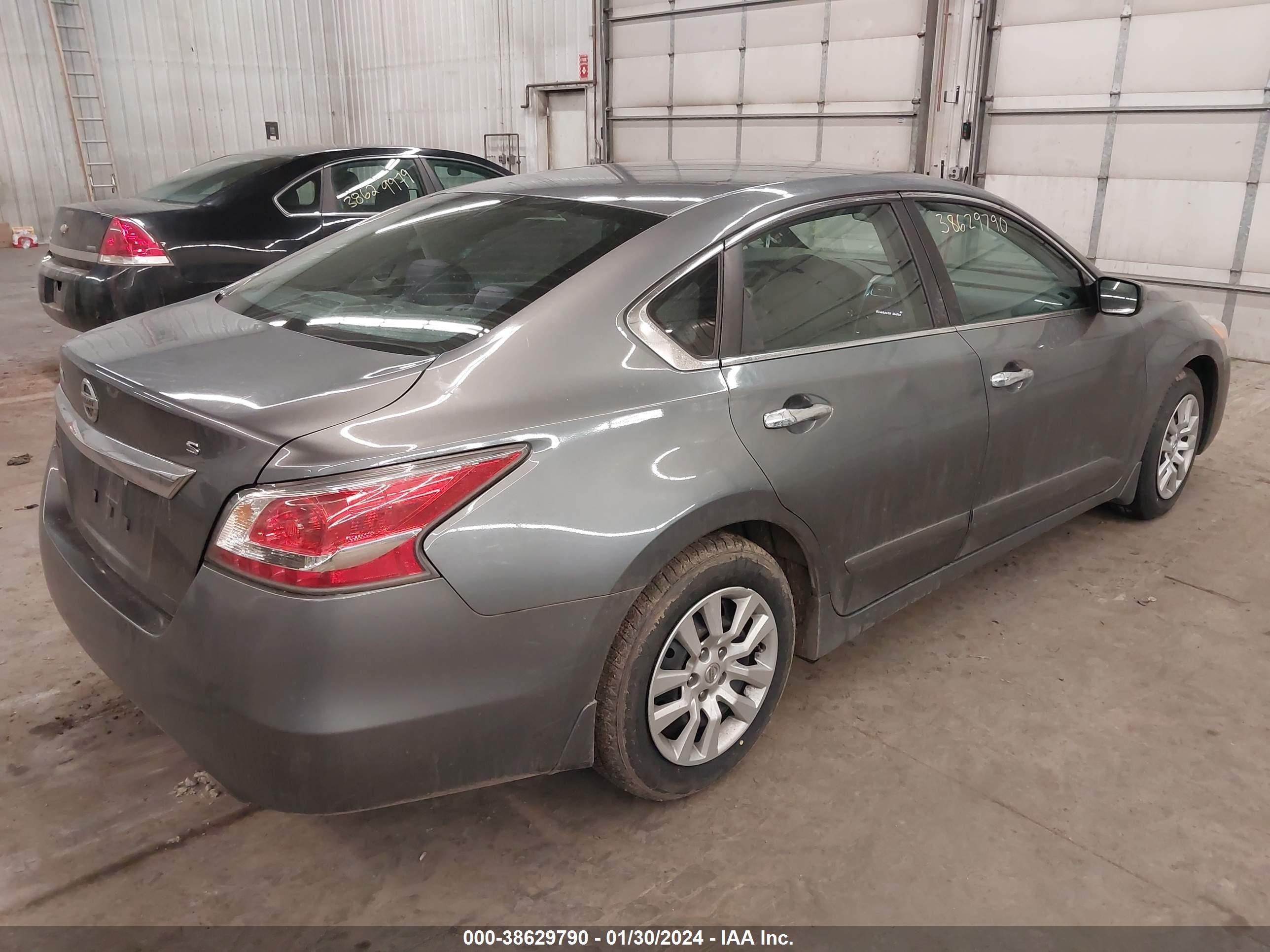 Photo 3 VIN: 1N4AL3AP4FN324031 - NISSAN ALTIMA 