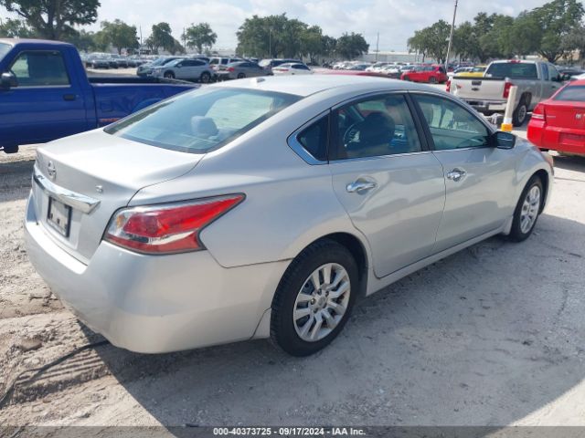 Photo 3 VIN: 1N4AL3AP4FN332839 - NISSAN ALTIMA 