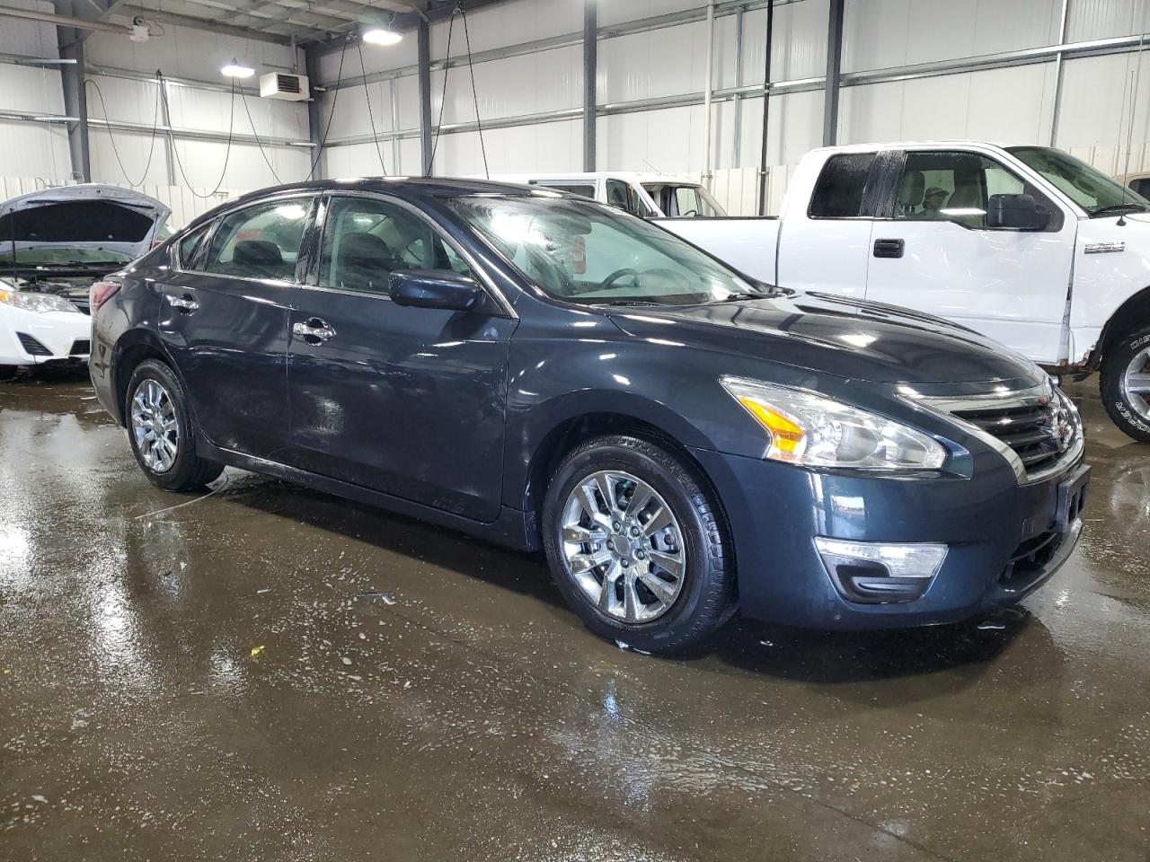 Photo 3 VIN: 1N4AL3AP4FN333134 - NISSAN ALTIMA 