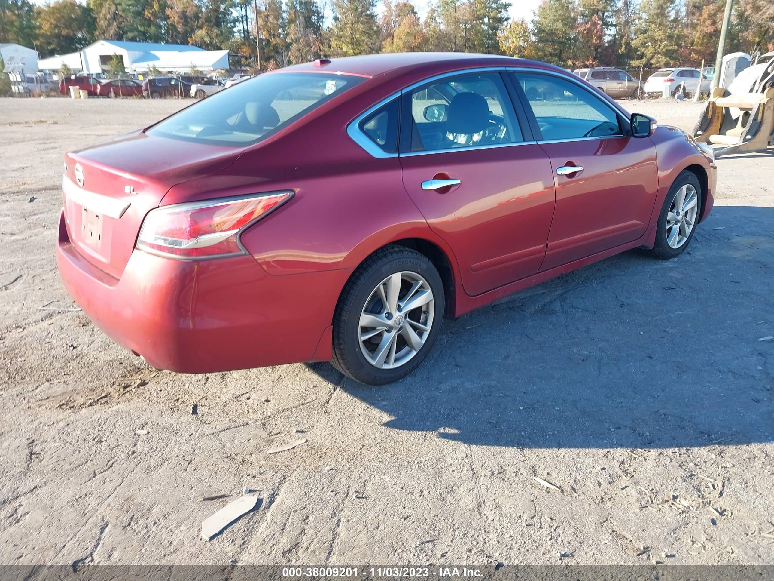 Photo 3 VIN: 1N4AL3AP4FN353173 - NISSAN ALTIMA 