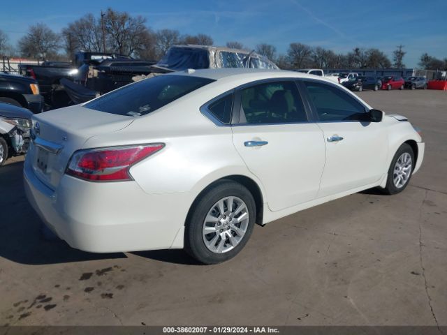 Photo 3 VIN: 1N4AL3AP4FN353254 - NISSAN ALTIMA 