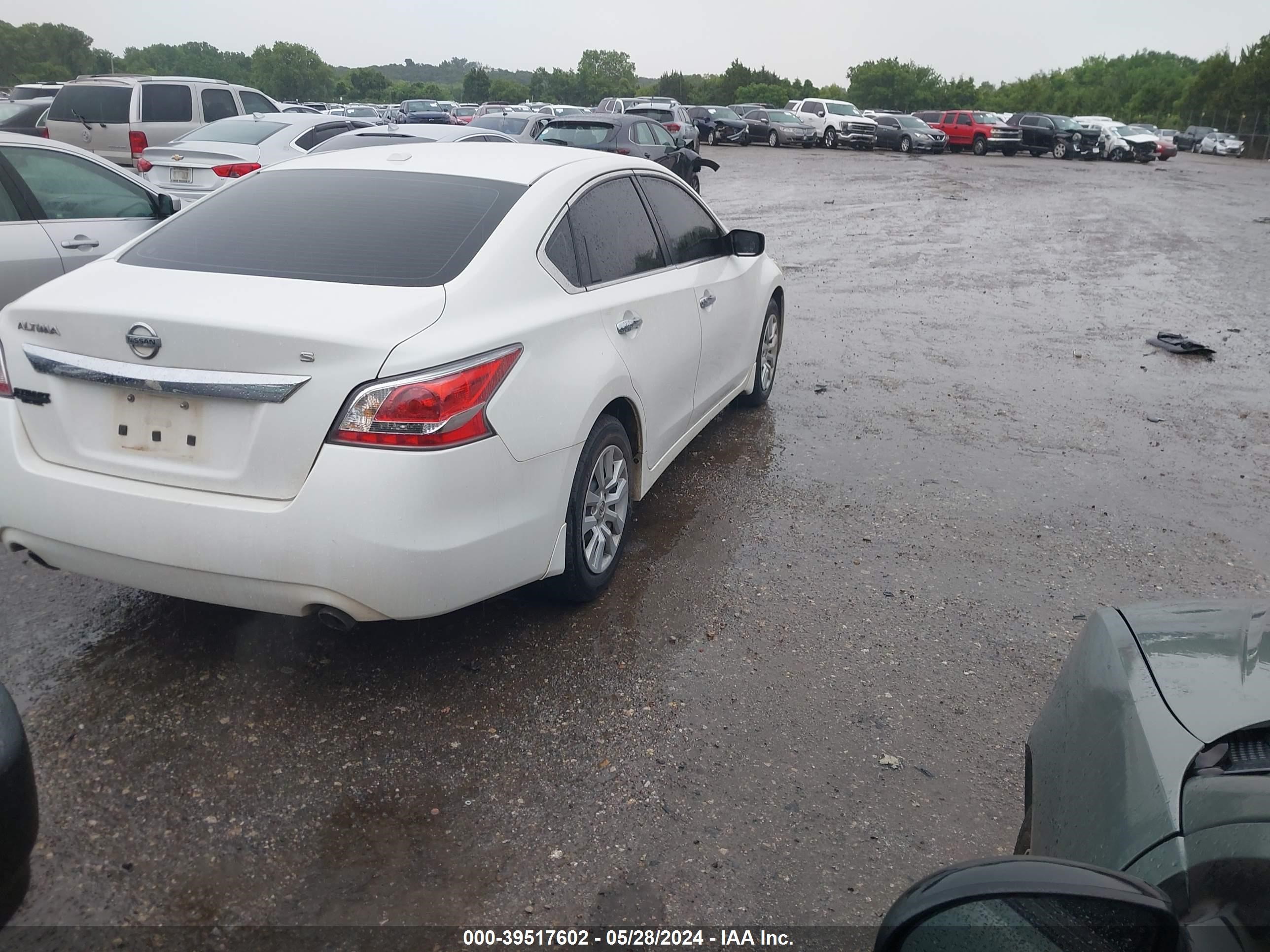 Photo 3 VIN: 1N4AL3AP4FN361015 - NISSAN ALTIMA 