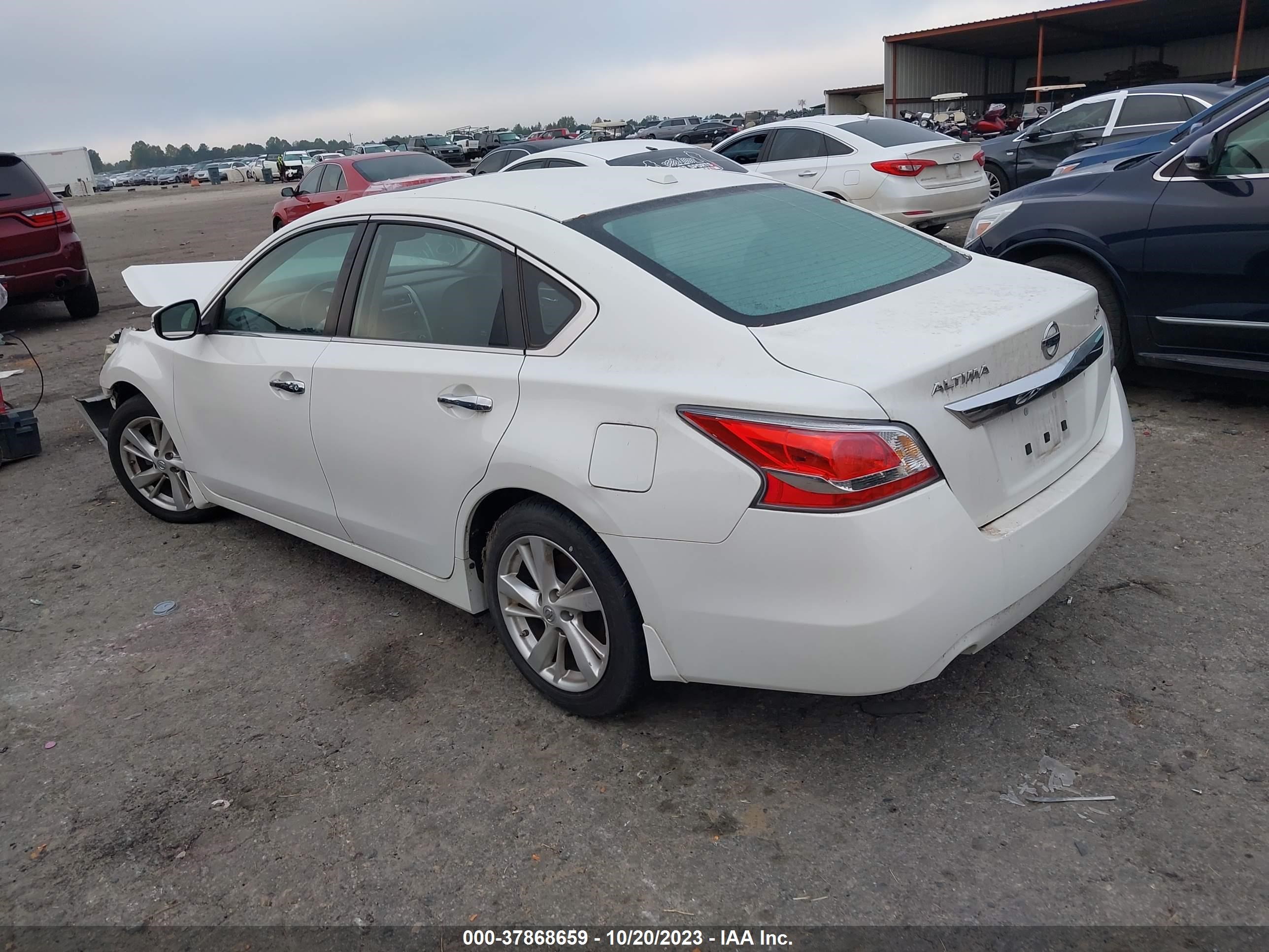 Photo 2 VIN: 1N4AL3AP4FN362858 - NISSAN ALTIMA 