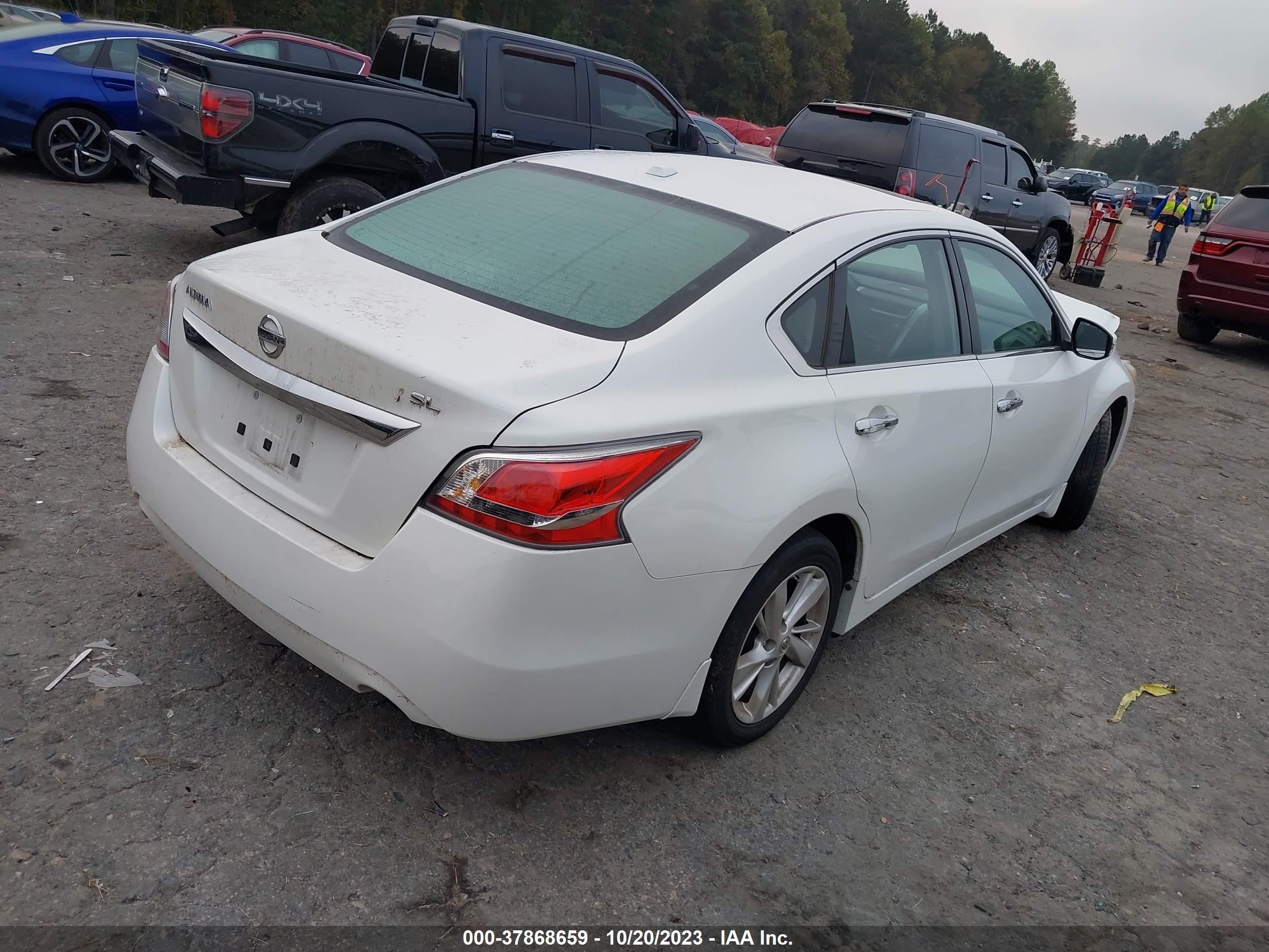 Photo 3 VIN: 1N4AL3AP4FN362858 - NISSAN ALTIMA 