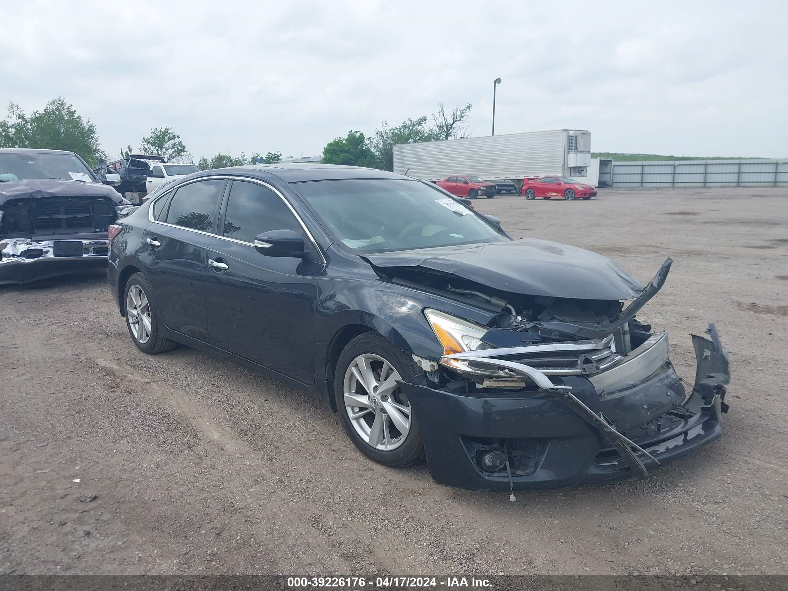 Photo 0 VIN: 1N4AL3AP4FN899665 - NISSAN ALTIMA 