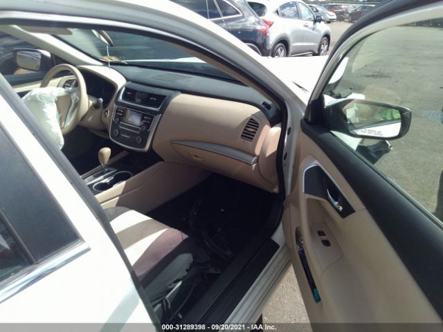 Photo 4 VIN: 1N4AL3AP4GC220622 - NISSAN ALTIMA 