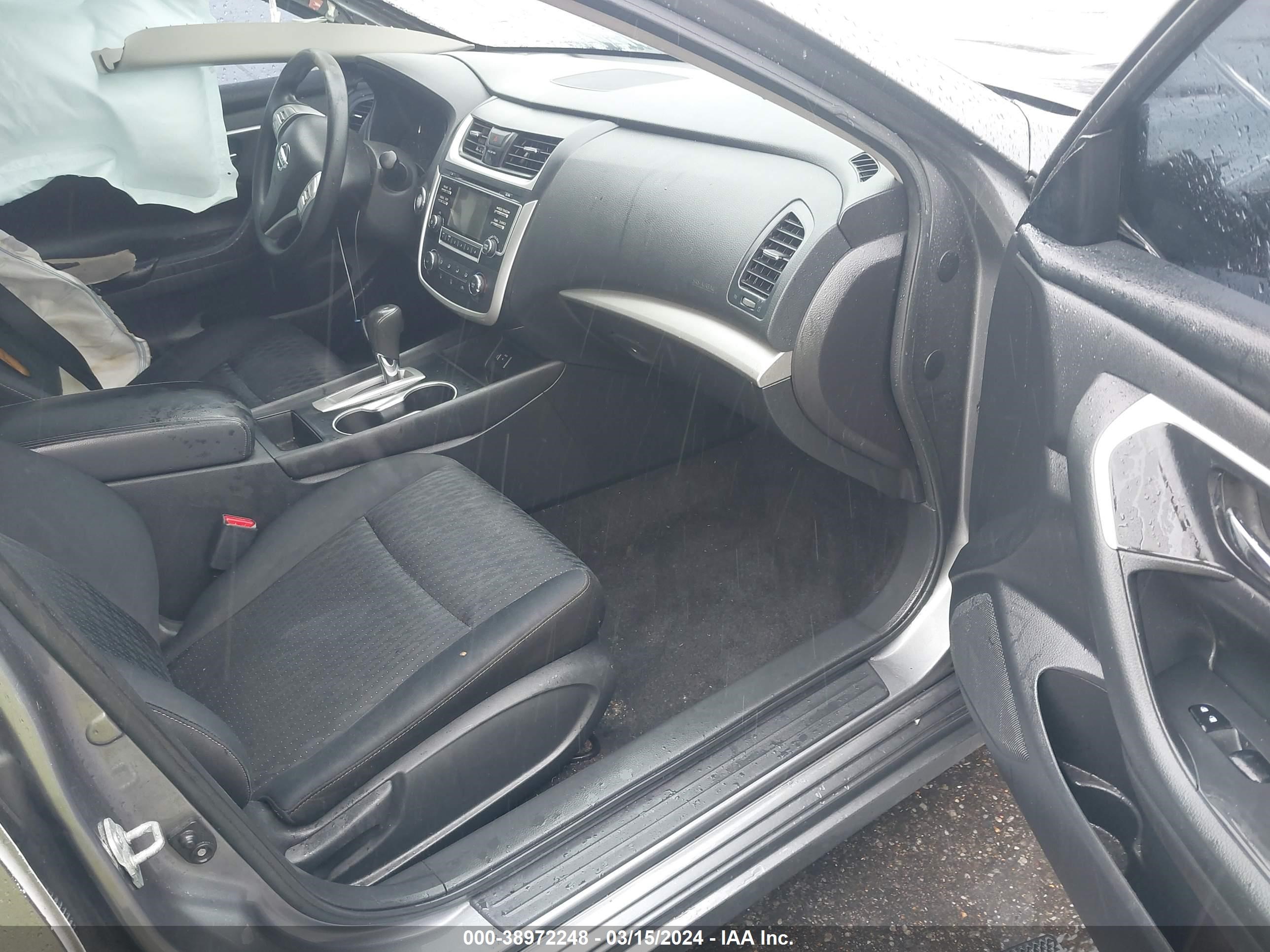 Photo 4 VIN: 1N4AL3AP4GC266046 - NISSAN ALTIMA 