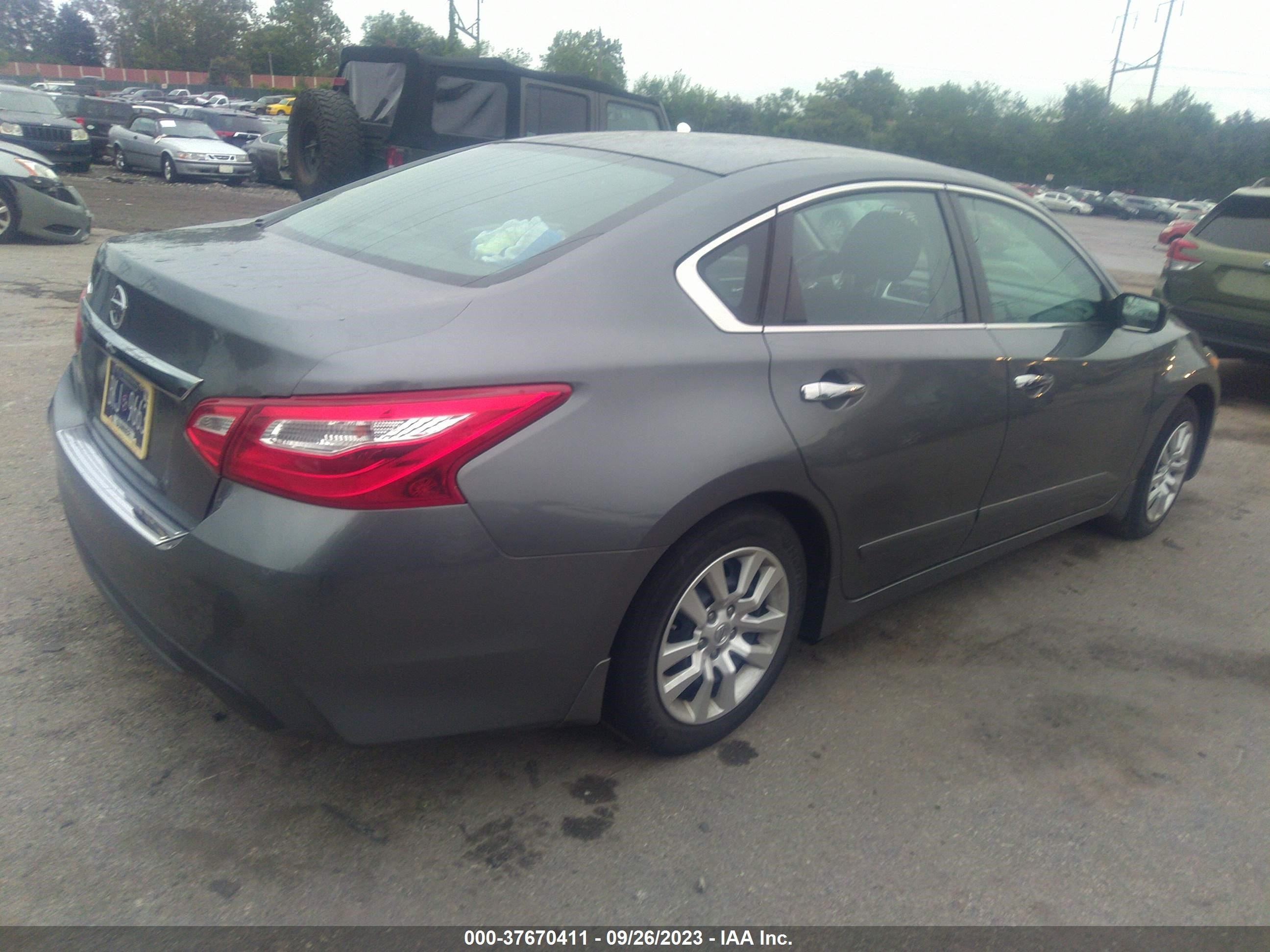 Photo 3 VIN: 1N4AL3AP4GN343843 - NISSAN ALTIMA 