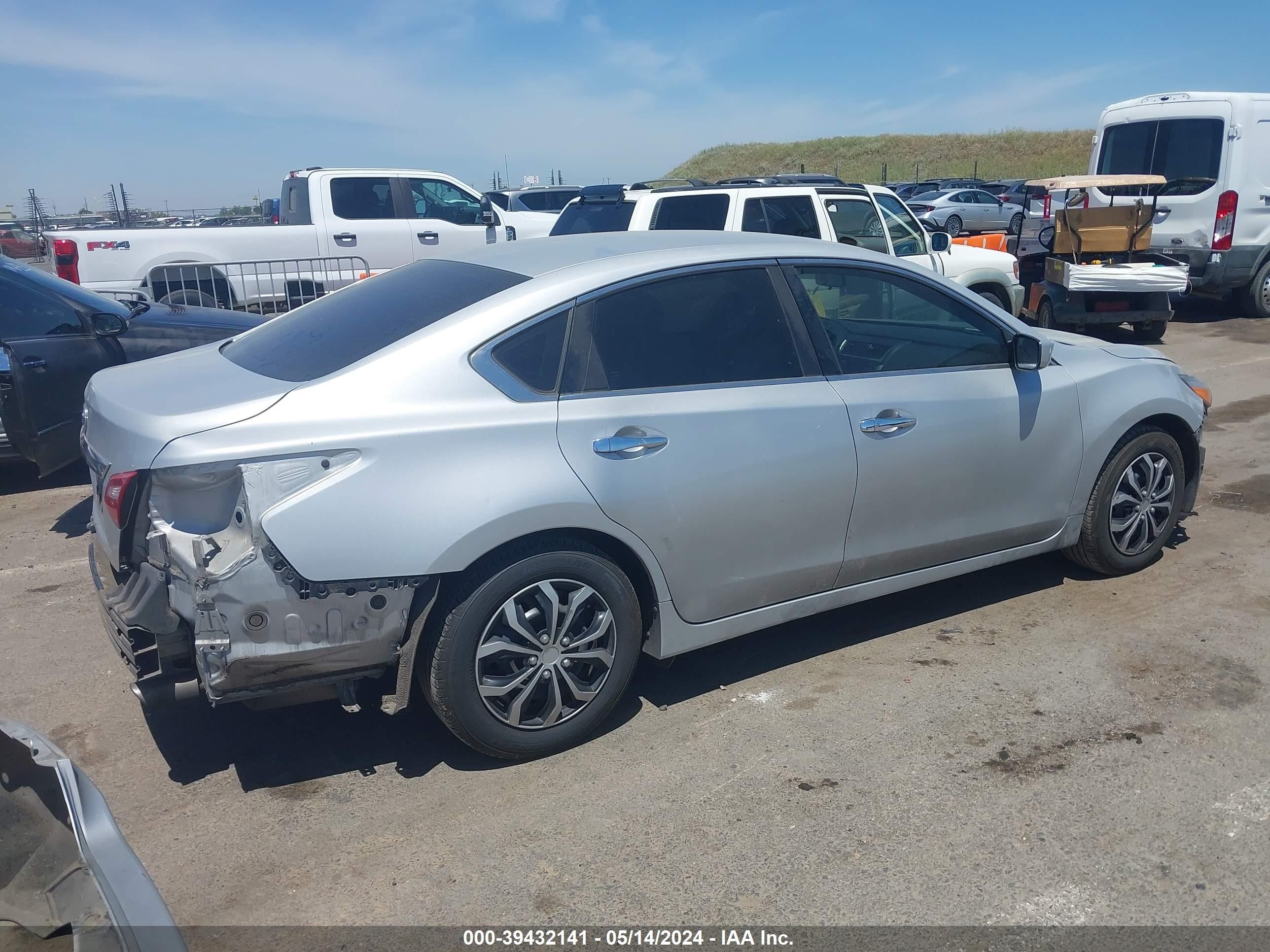 Photo 3 VIN: 1N4AL3AP4GN353496 - NISSAN ALTIMA 