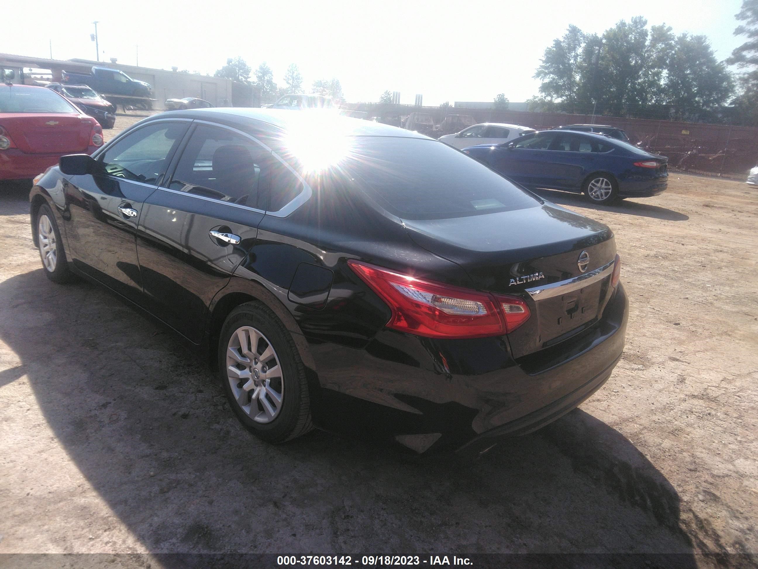 Photo 2 VIN: 1N4AL3AP4GN361081 - NISSAN ALTIMA 