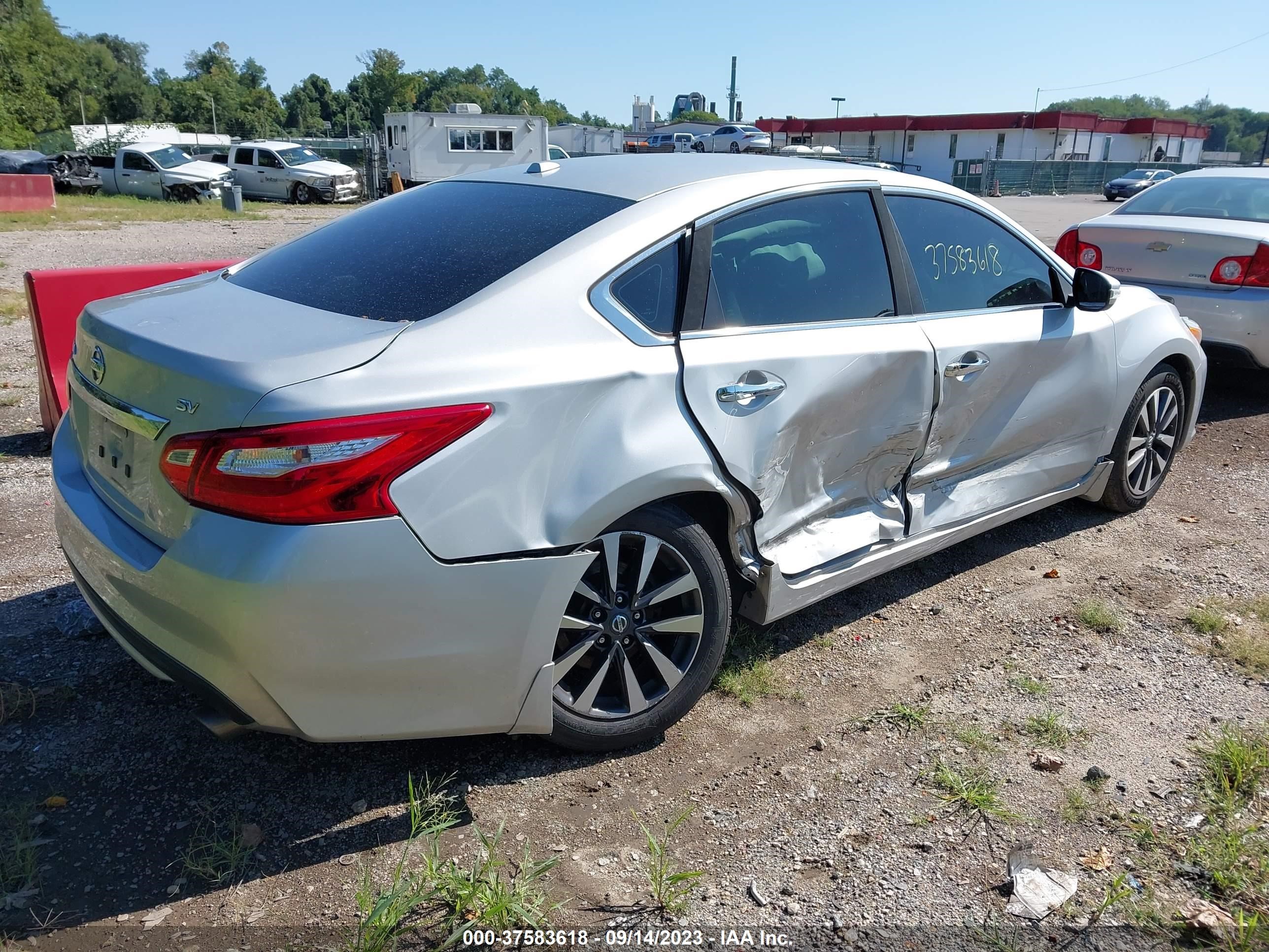 Photo 3 VIN: 1N4AL3AP4HC128251 - NISSAN ALTIMA 