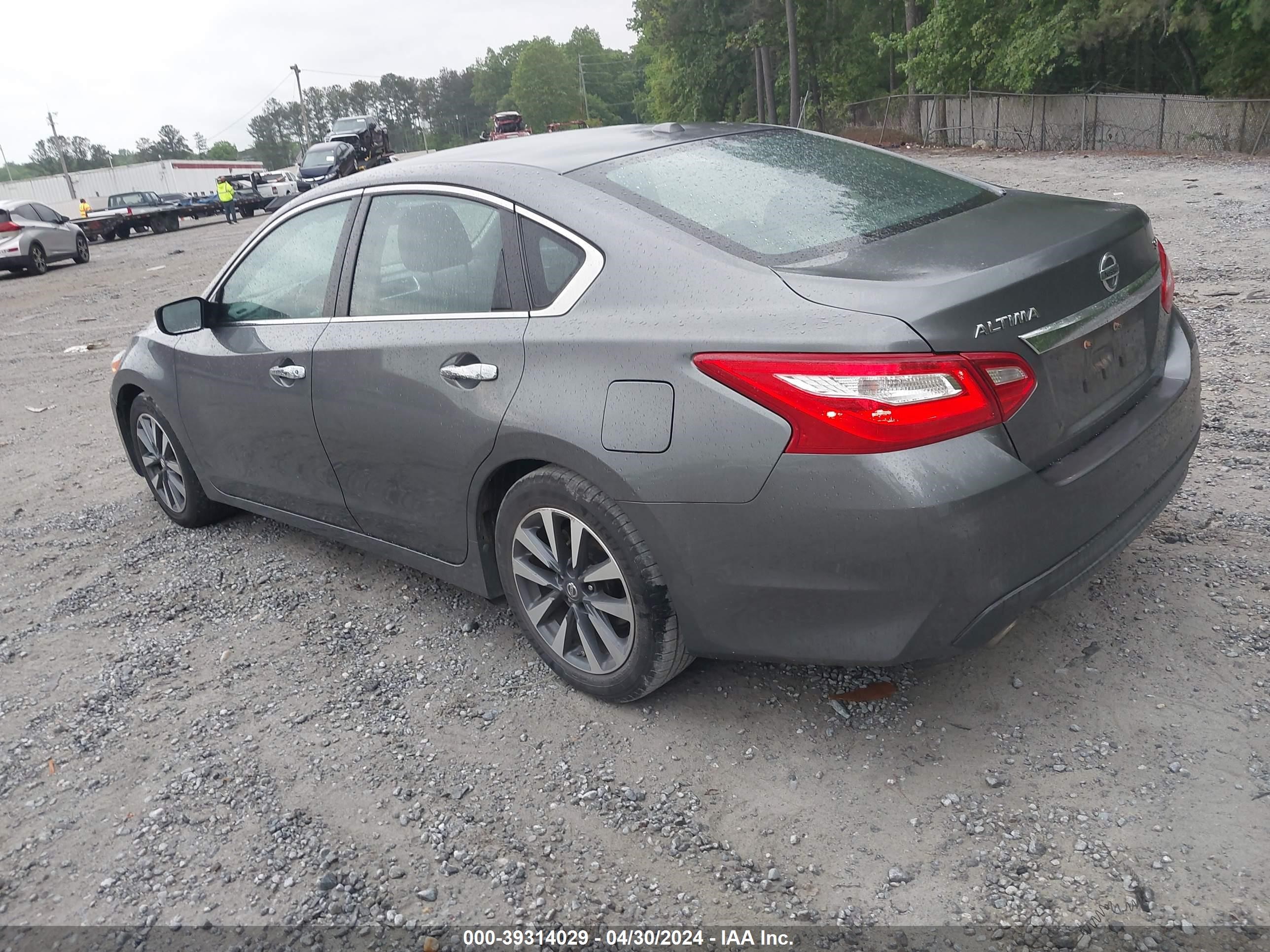 Photo 2 VIN: 1N4AL3AP4HC172587 - NISSAN ALTIMA 