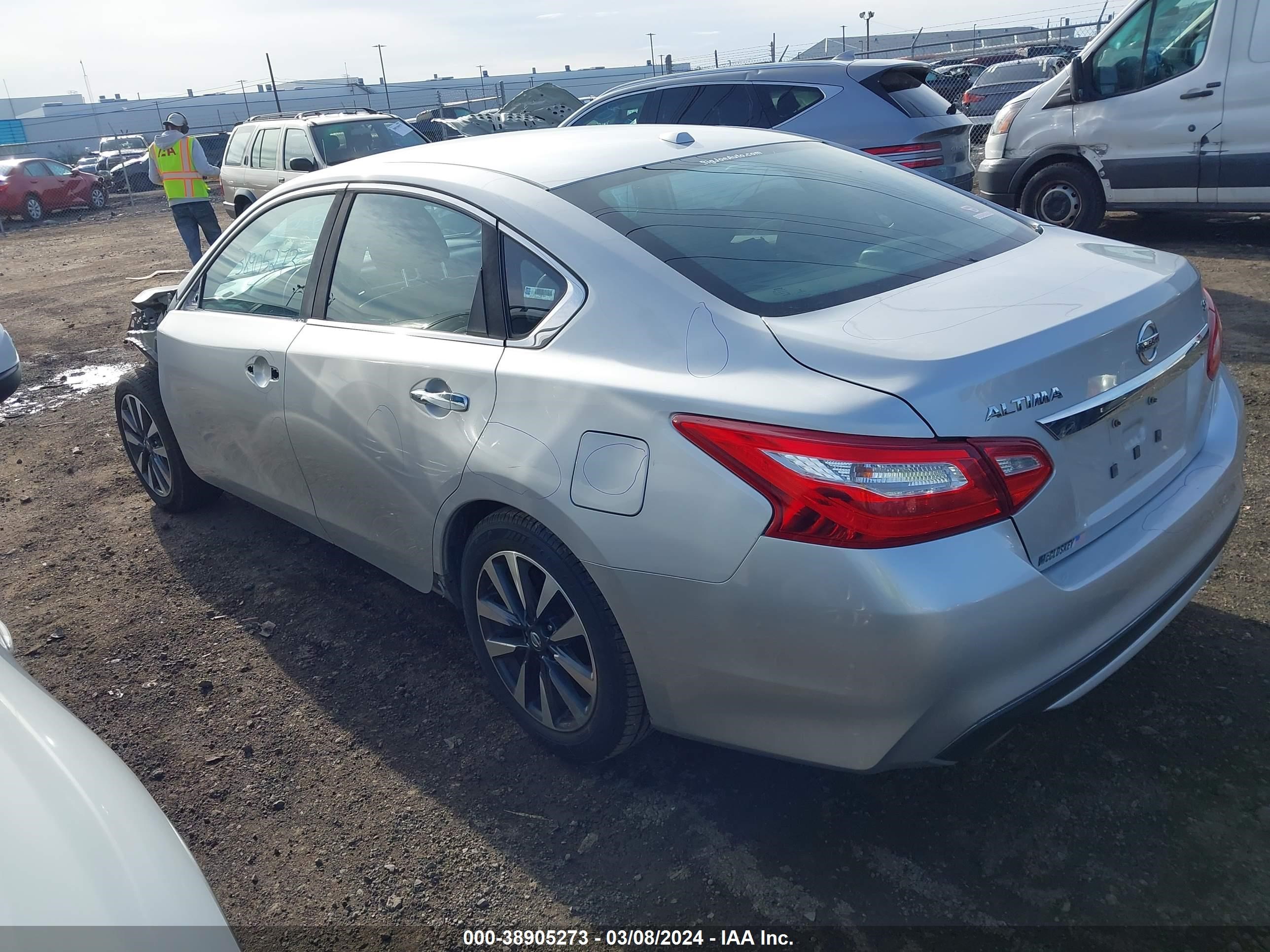 Photo 2 VIN: 1N4AL3AP4HC179796 - NISSAN ALTIMA 