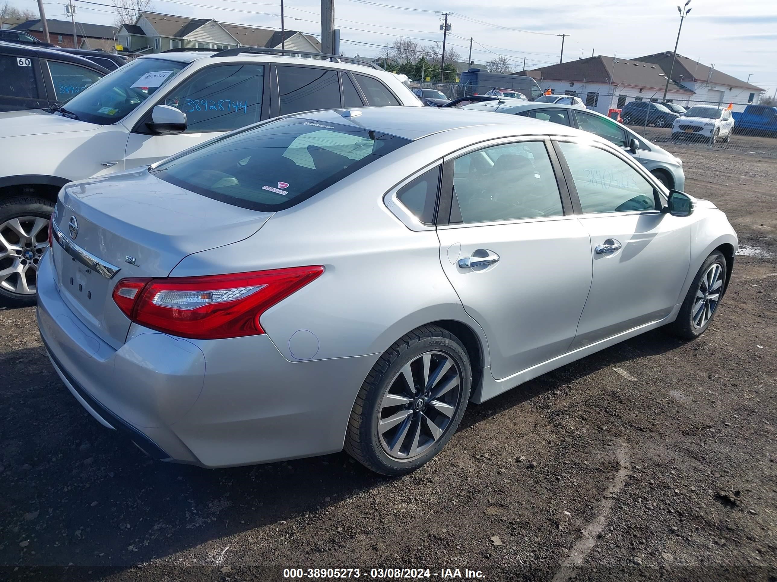 Photo 3 VIN: 1N4AL3AP4HC179796 - NISSAN ALTIMA 