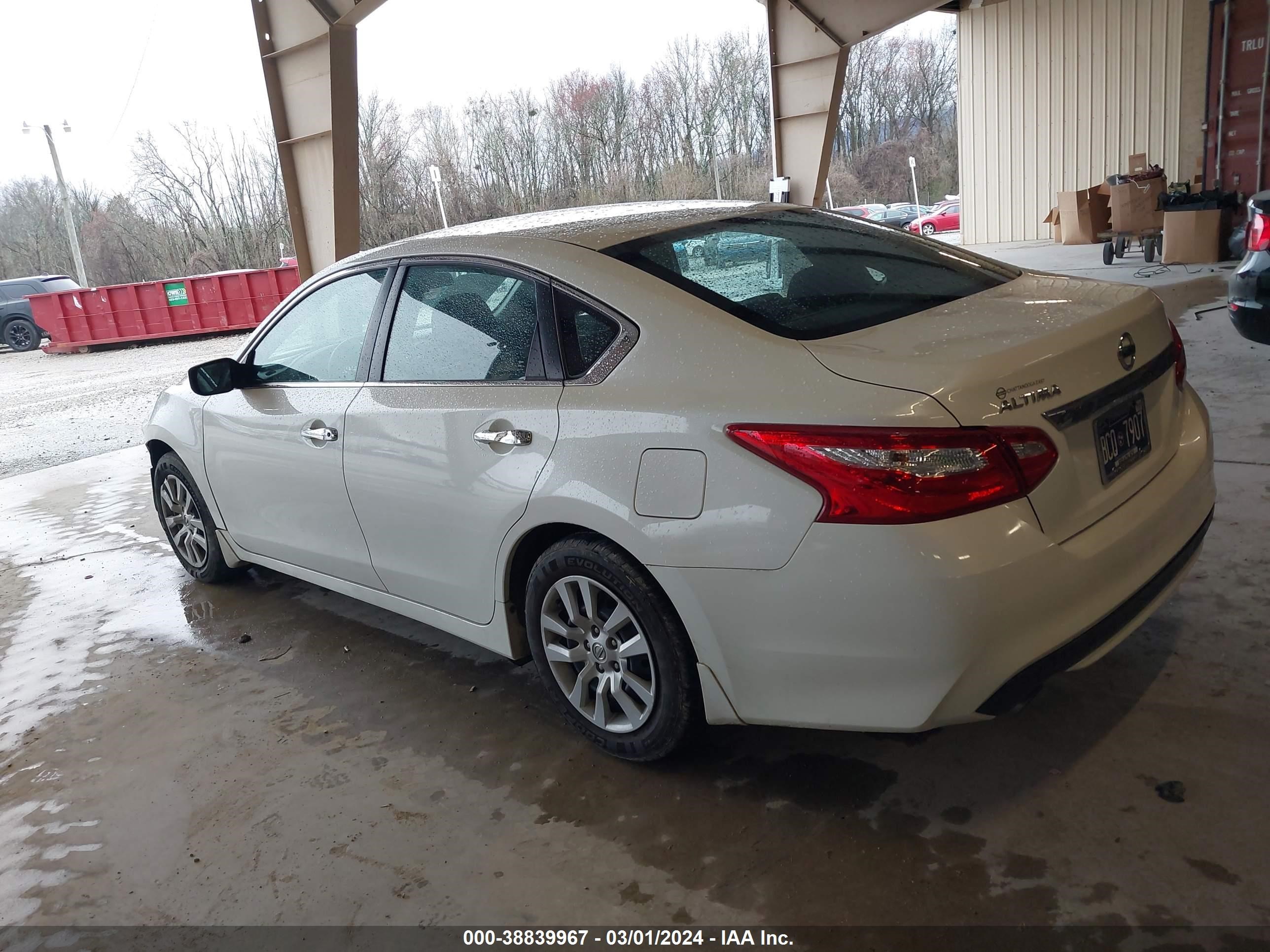 Photo 2 VIN: 1N4AL3AP4HC203160 - NISSAN ALTIMA 