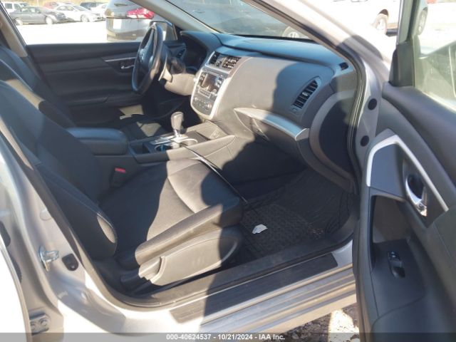 Photo 4 VIN: 1N4AL3AP4HC263679 - NISSAN ALTIMA 