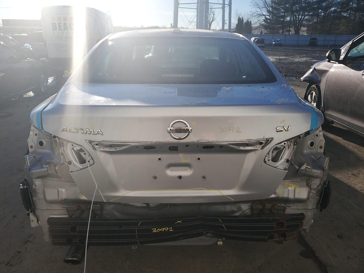 Photo 5 VIN: 1N4AL3AP4HC295998 - NISSAN ALTIMA 