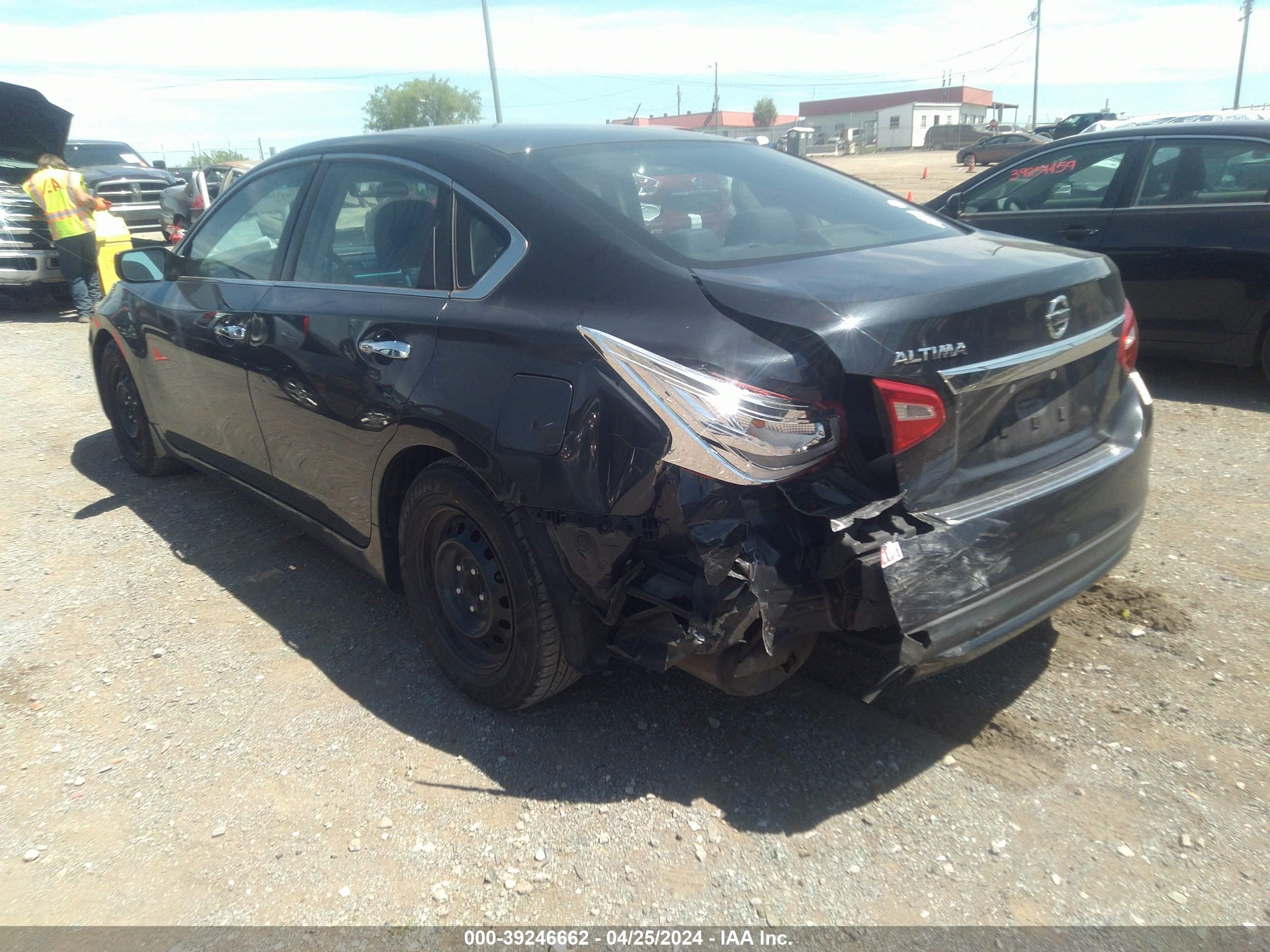 Photo 2 VIN: 1N4AL3AP4HN322850 - NISSAN ALTIMA 