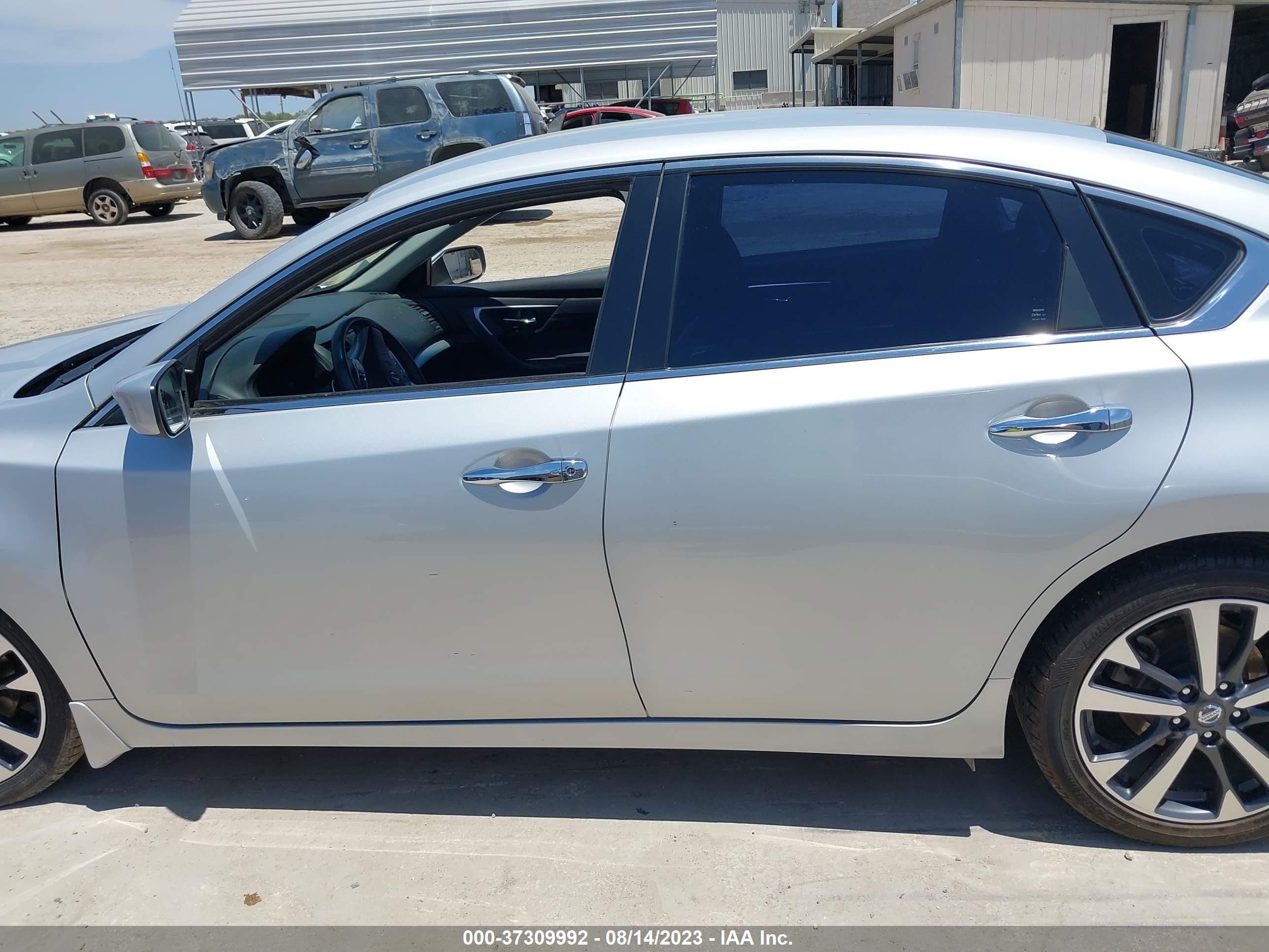 Photo 13 VIN: 1N4AL3AP4HN355864 - NISSAN ALTIMA 