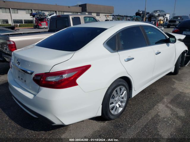 Photo 3 VIN: 1N4AL3AP4JC101198 - NISSAN ALTIMA 