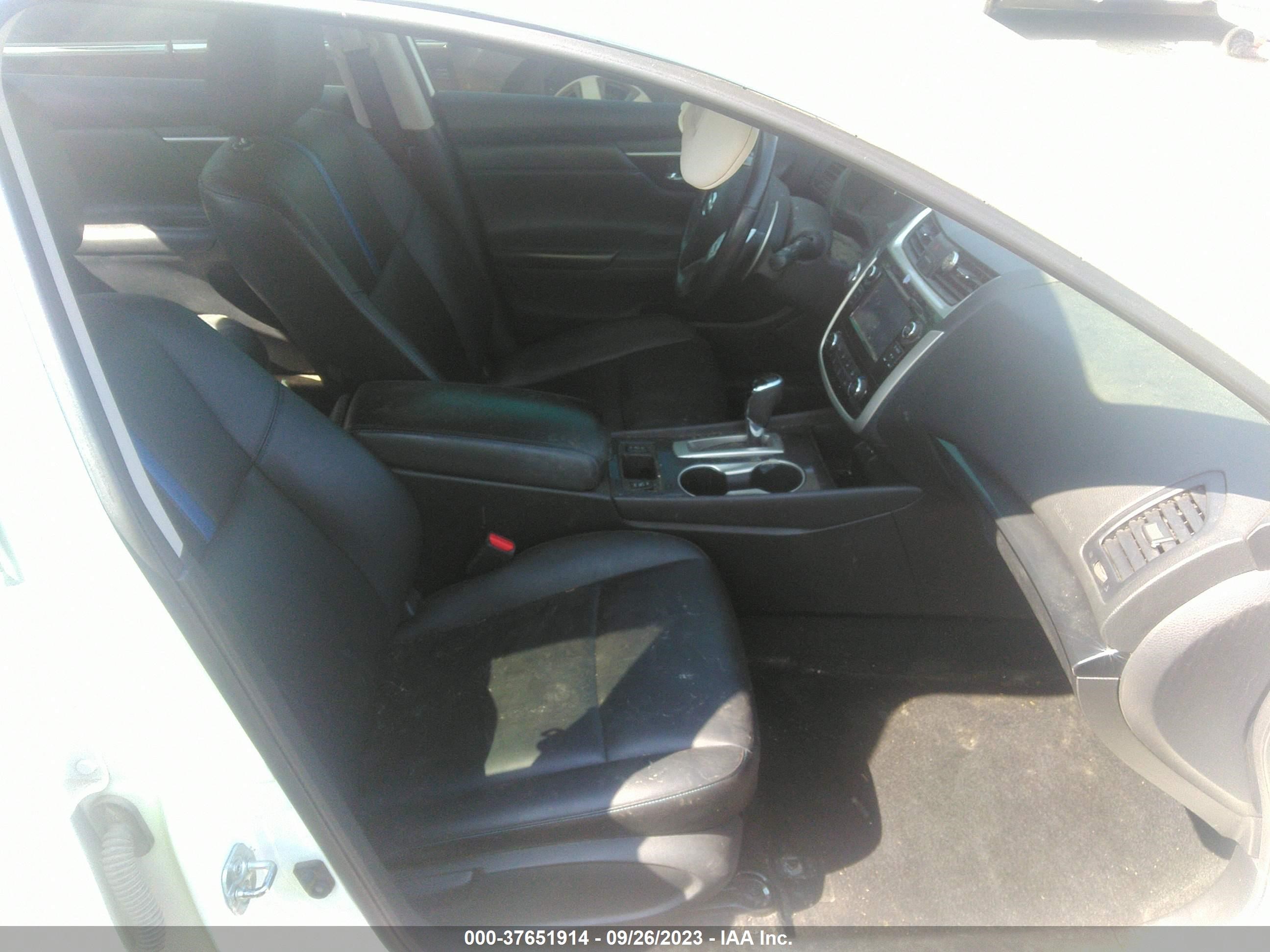 Photo 4 VIN: 1N4AL3AP4JC158033 - NISSAN ALTIMA 