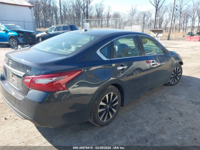 Photo 3 VIN: 1N4AL3AP4JC167024 - NISSAN ALTIMA 