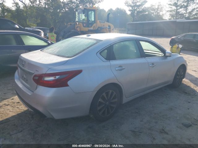 Photo 3 VIN: 1N4AL3AP4JC223978 - NISSAN ALTIMA 