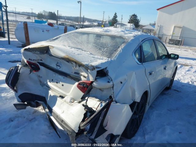 Photo 3 VIN: 1N4AL3AP4JC231689 - NISSAN ALTIMA 