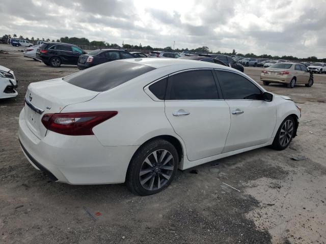 Photo 2 VIN: 1N4AL3AP4JC235161 - NISSAN ALTIMA 